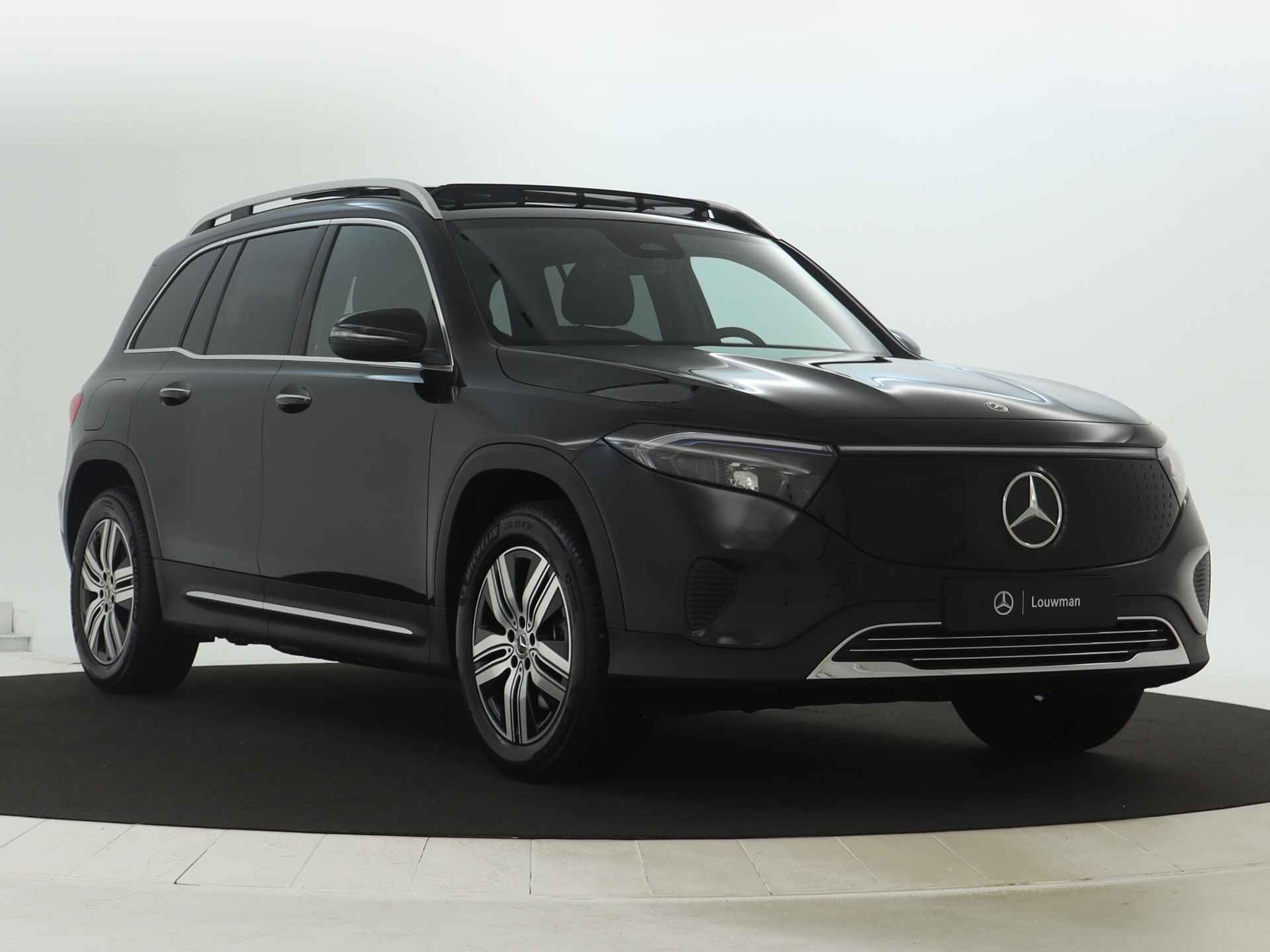 Mercedes-Benz EQB 250+ Luxury Line LIMITED 71 kWh | Parkeerpakket met achteruitrijcamera | KEYLESS-GO comfort pakket | Dodehoekassistent | EASY PACK achterklep | GUARD 360° Voertuigbescherming Plus | Premium pakket | - 3/42