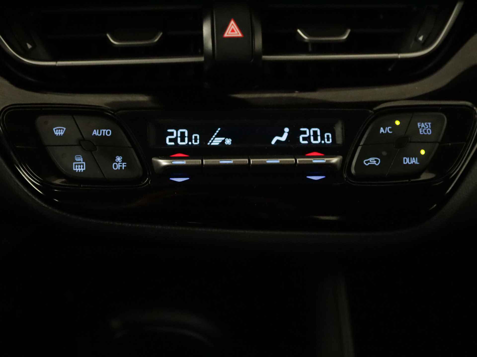 Toyota C-HR 1.2 Turbo Active | Camera | Bluetooth | Lane-Assist | - 11/38