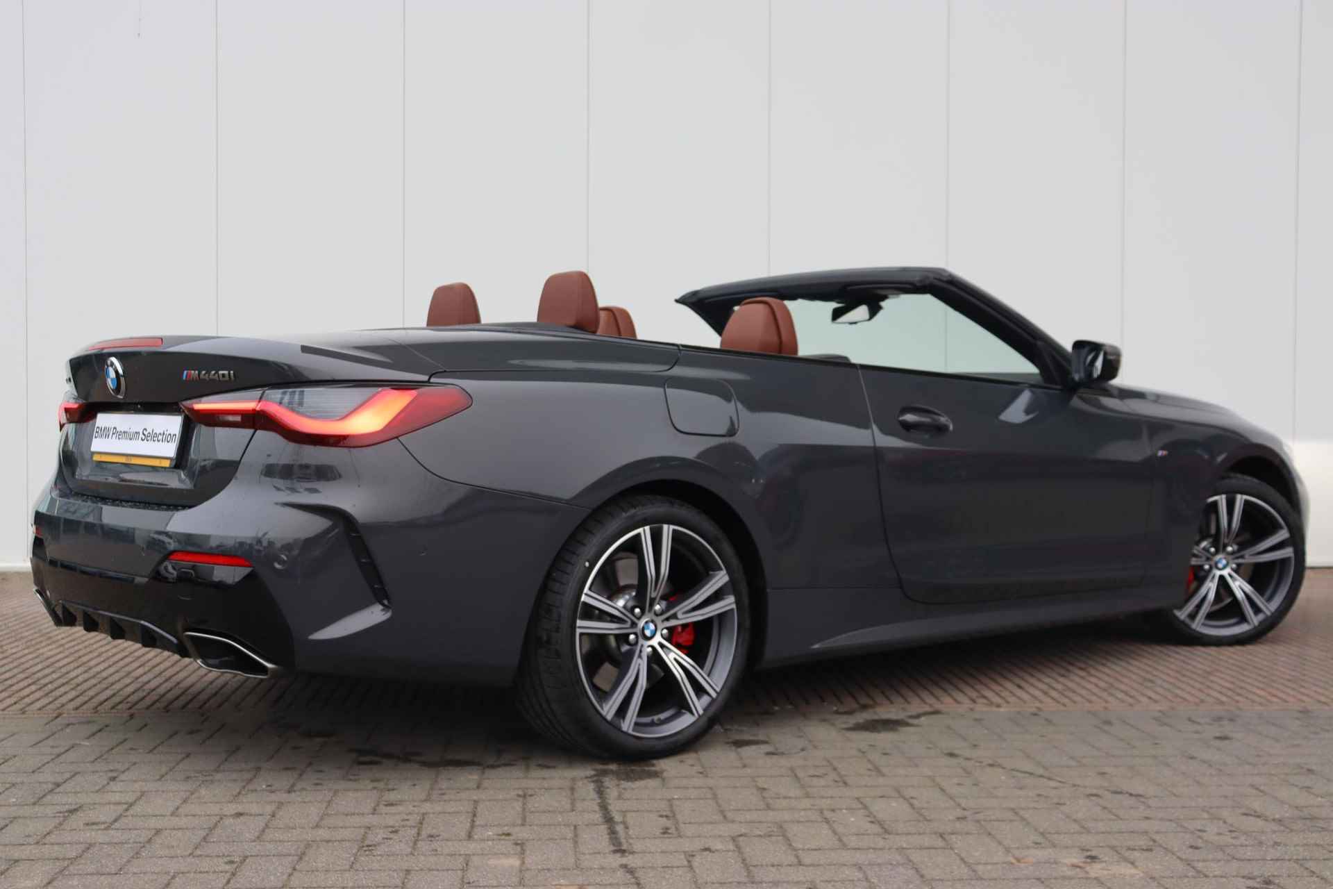 BMW 4-serie Cabrio M440i xDrive High Executive Verwarmd Stuurwiel/ Comfort Access/ Stoelverwarming/ Stoelventilatie/ Head-Up/ Harman-Kardon/ Parking Assistant Plus - 8/41