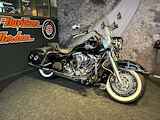 Harley-Davidson FLHRC Road King Classic