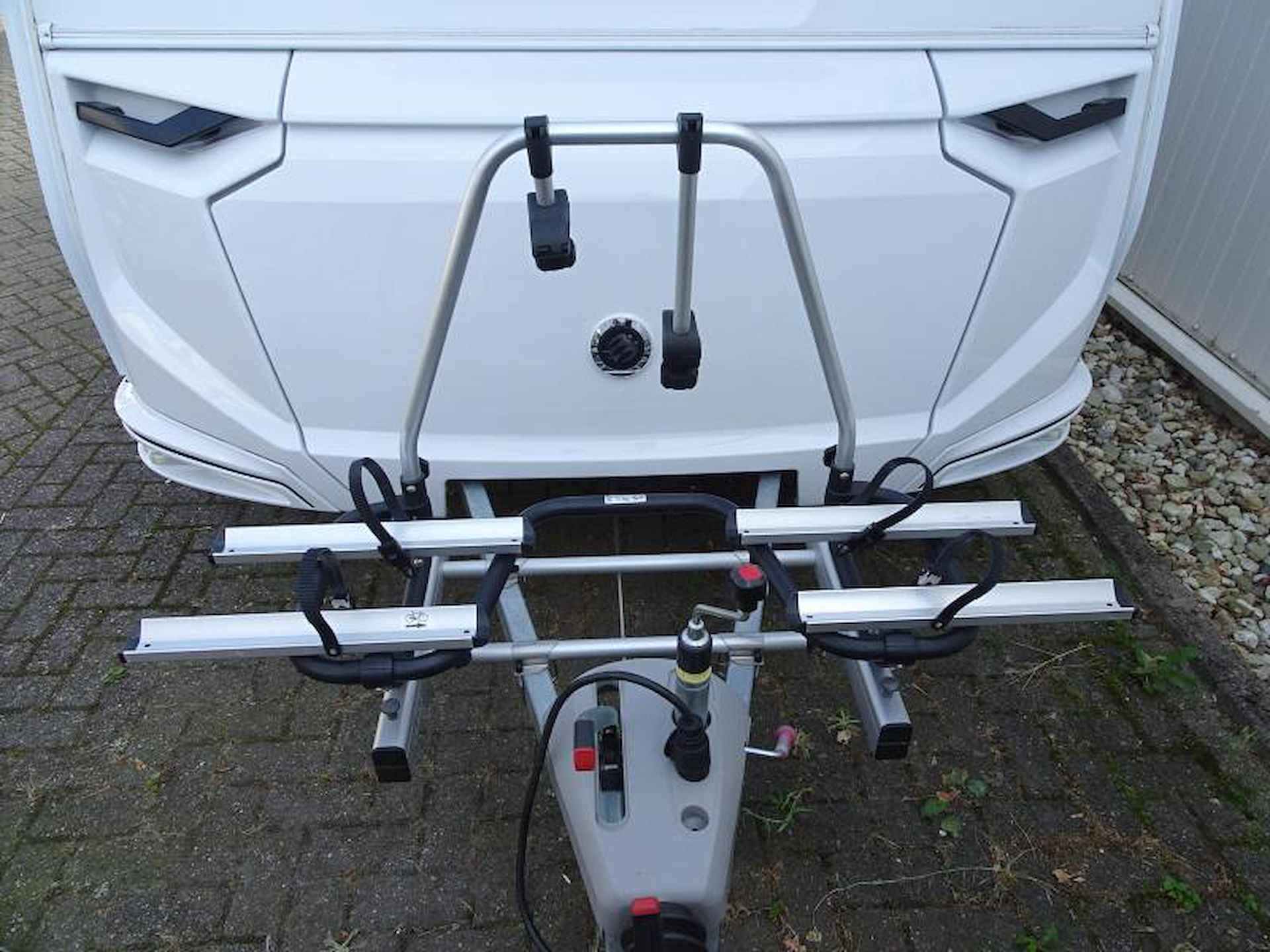 Knaus Sport E-Power Selection 420 QD Mover, Thule, Fietsenrek - 4/26