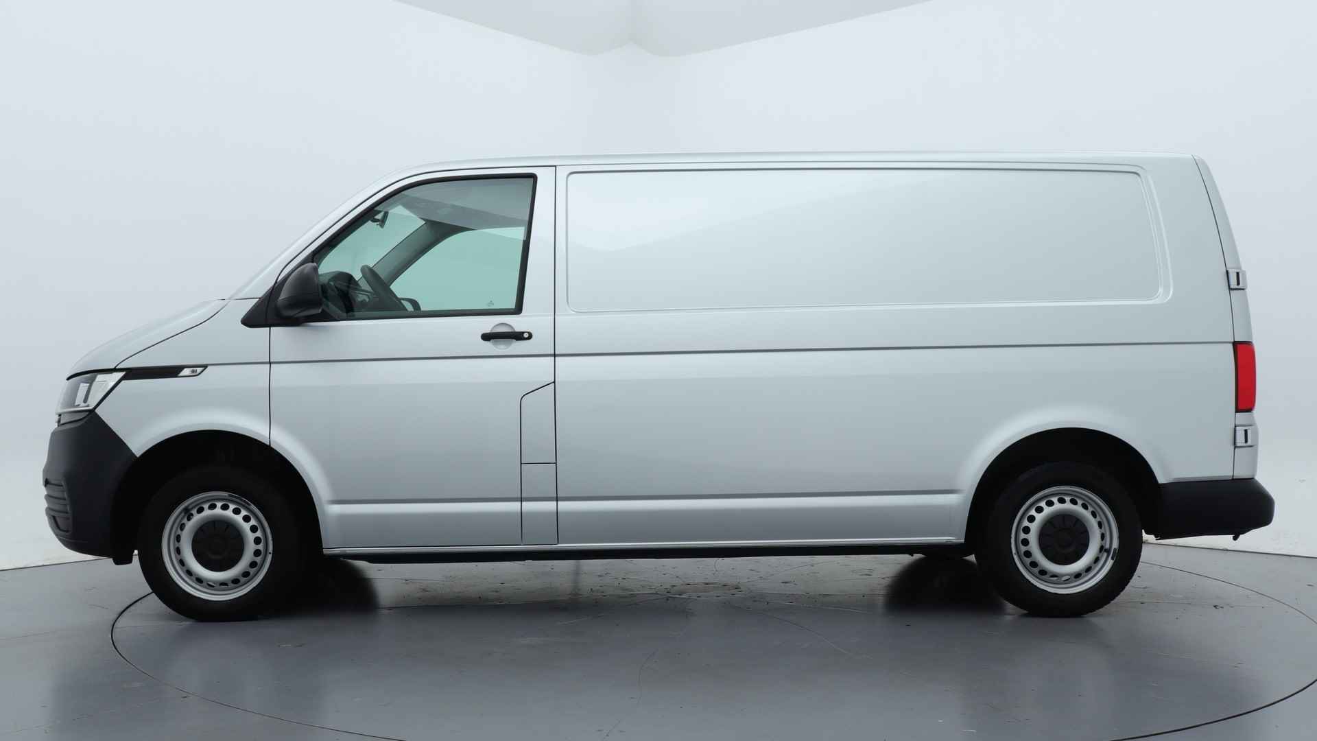 Volkswagen Transporter L2H1 2.0 TDI 110pk Economy Business - 3/24