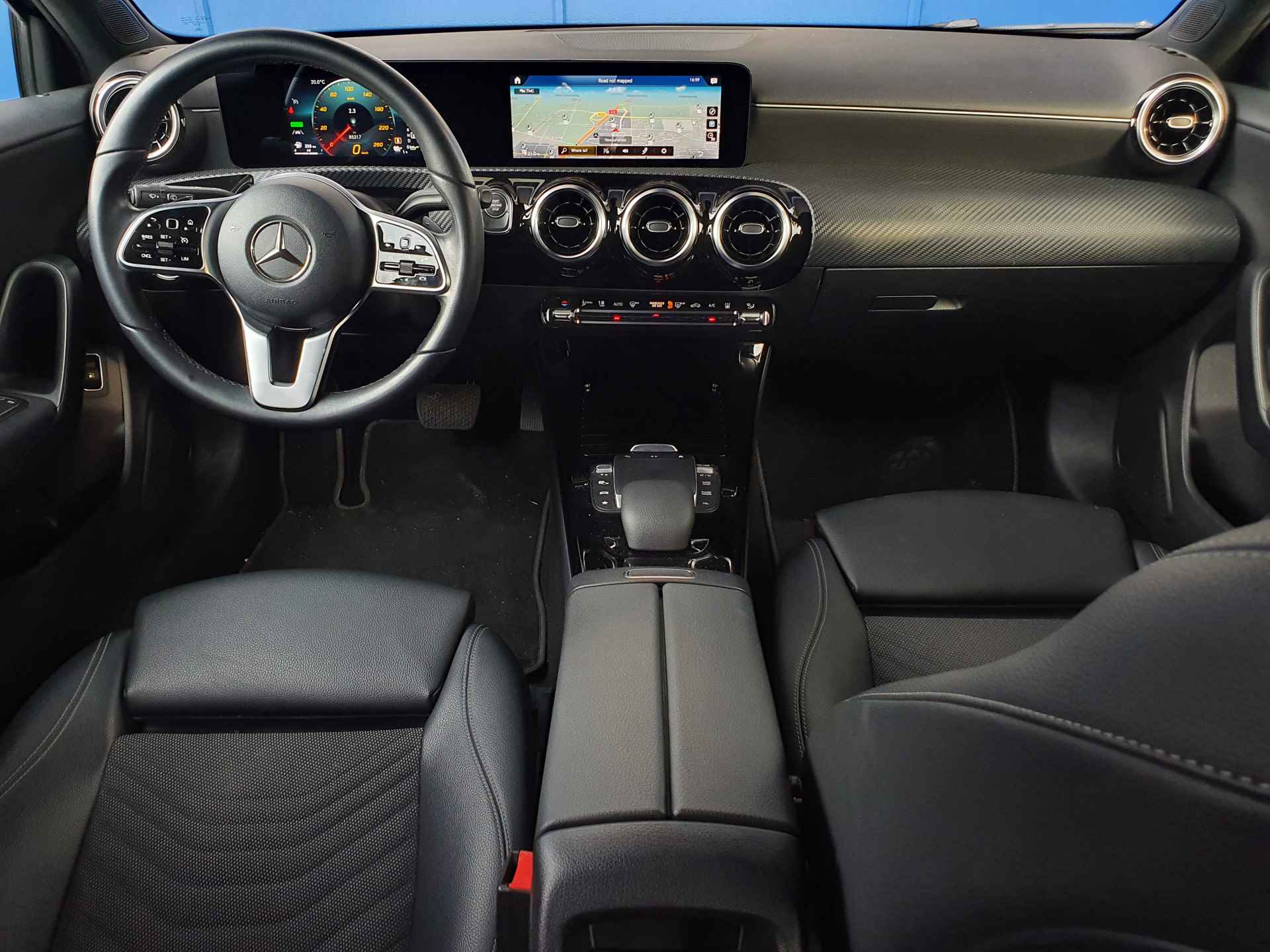 Mercedes-Benz A-Klasse 250e Premium 218PK Widescreen | Camera | Cruise Control | Navigatie | Half-Leder - 22/31