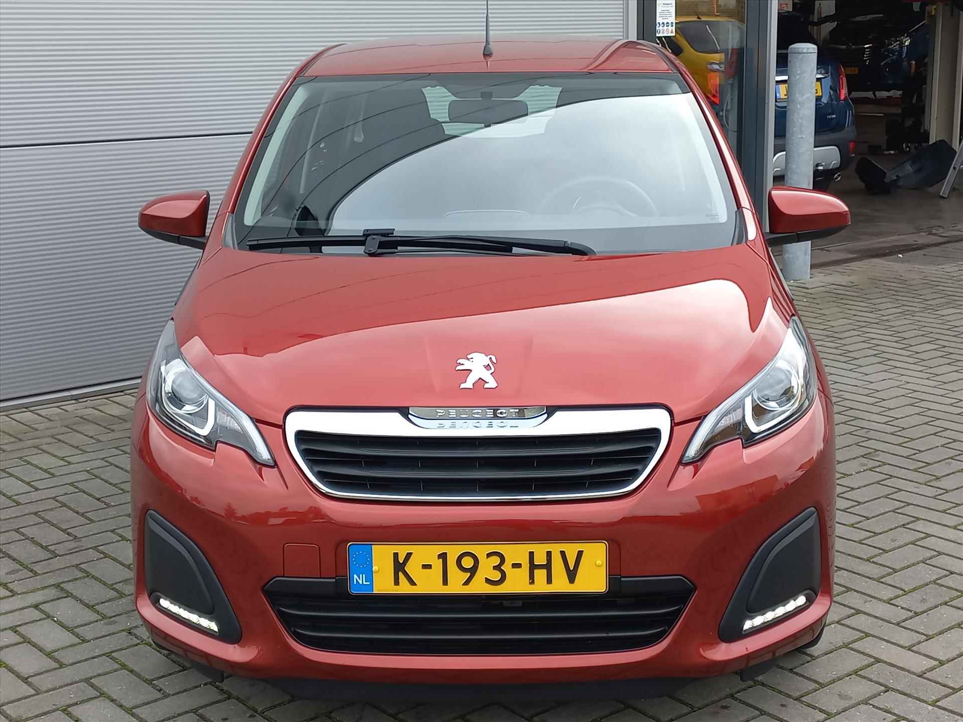 PEUGEOT 108 1.0 e-VTi 72pk 5D Active + extra's | Airconditioning | Navigatie by App | Camera | Bluetooth | Groot scherm radio - 2/34