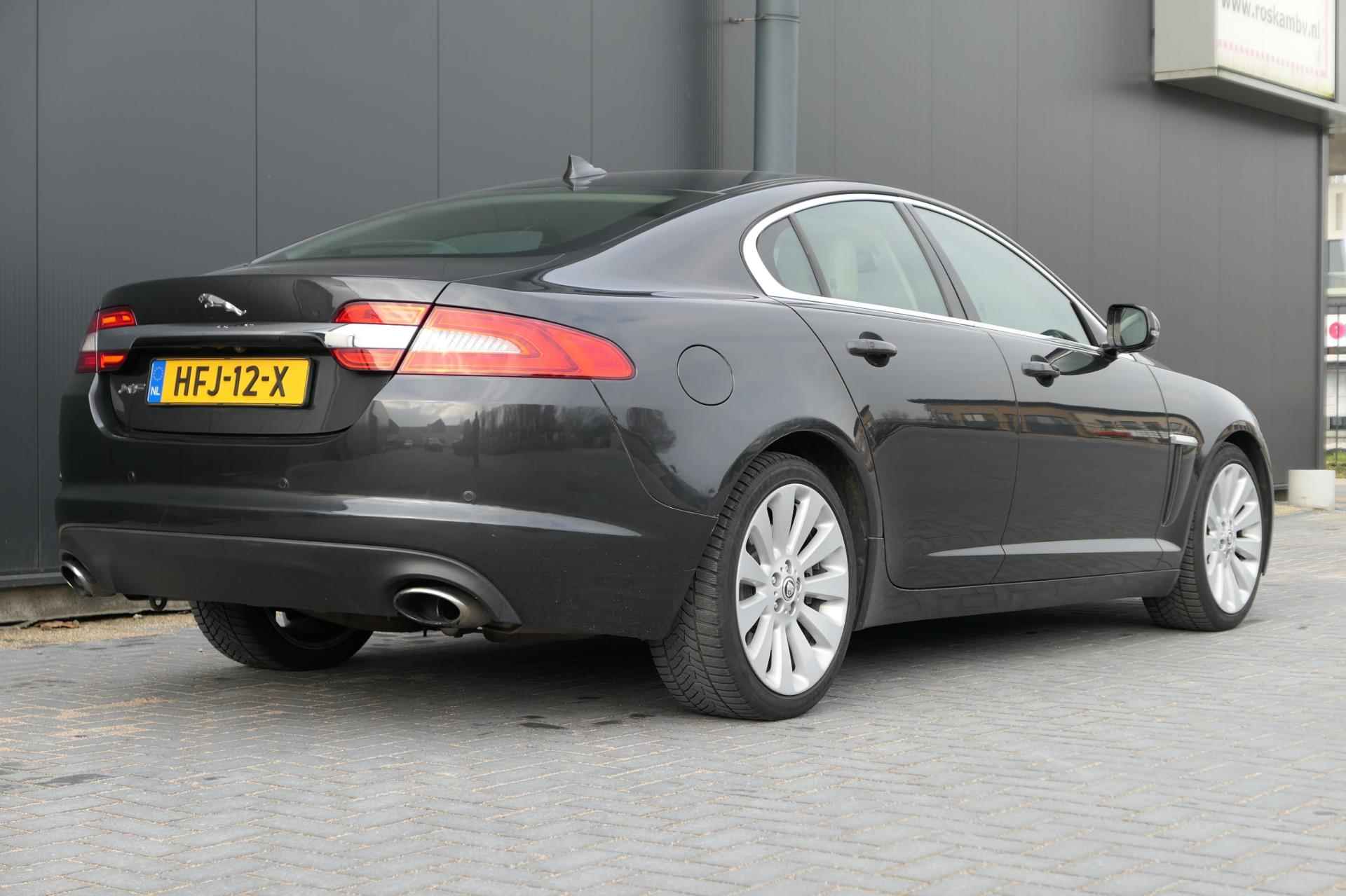 Jaguar XF 3.0 V6 Supercharged 340pk Facelift Navi Leder Cruise Clima Stoelverwarming - 20/23