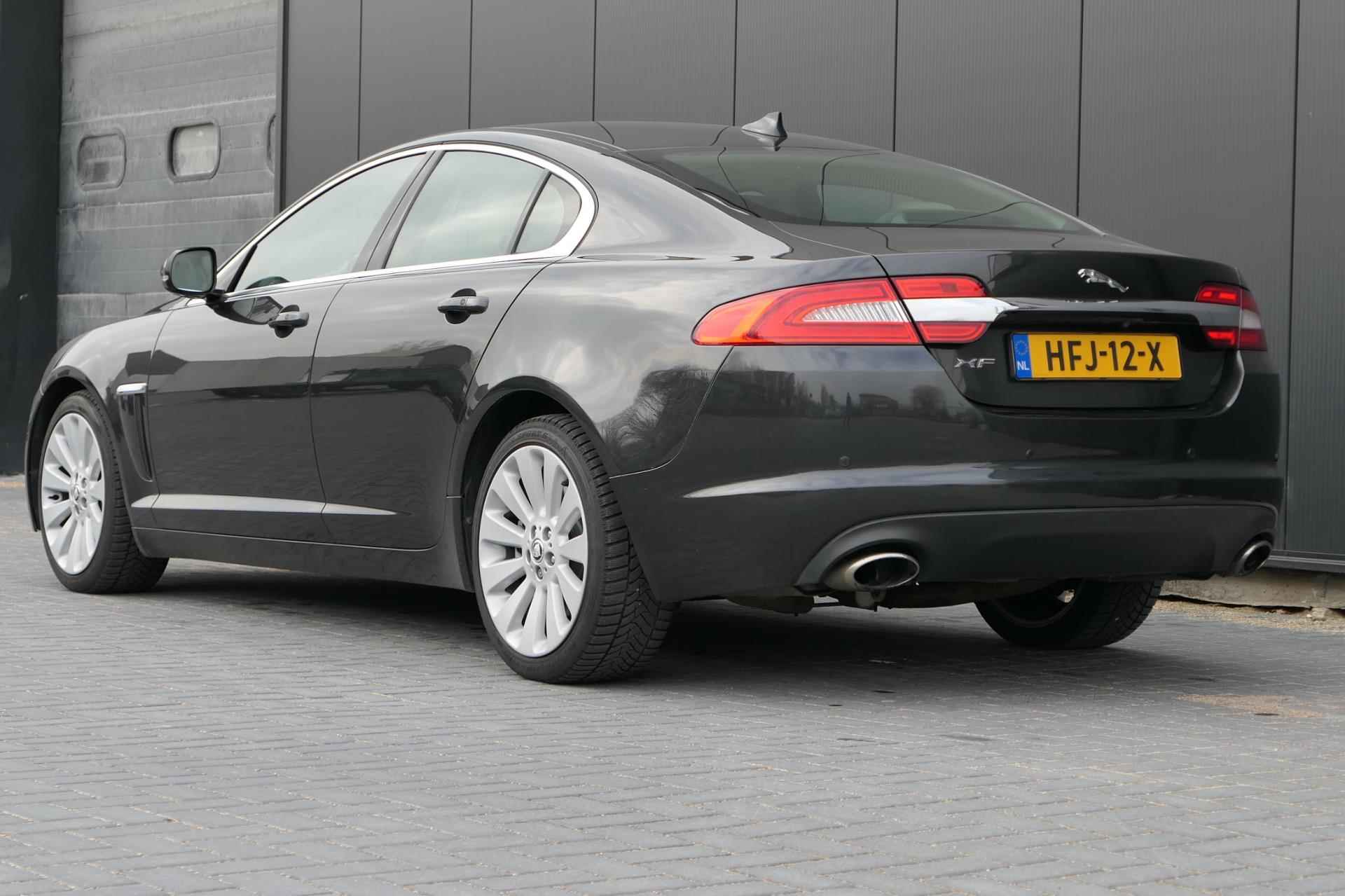 Jaguar XF 3.0 V6 Supercharged 340pk Facelift Navi Leder Cruise Clima Stoelverwarming - 21/23