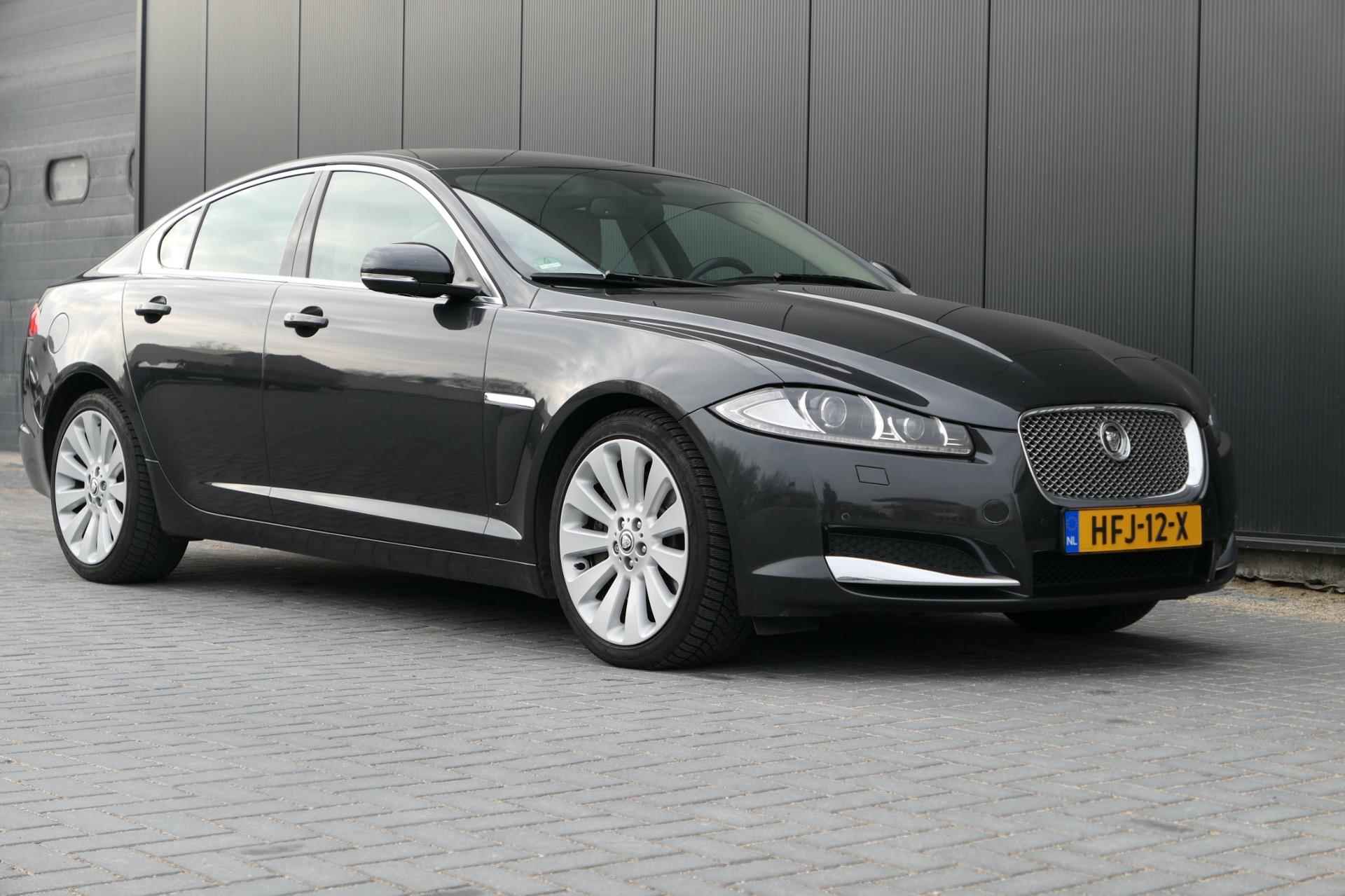 Jaguar XF 3.0 V6 Supercharged 340pk Facelift Navi Leder Cruise Clima Stoelverwarming - 23/23