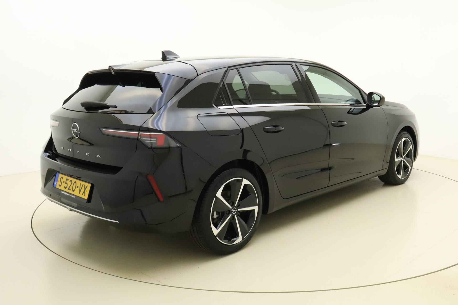 Opel Astra 1.2 GS Line 130 PK Automaat | Navigatie | Camera | DAB Radio | Getint glas | Lichtmetalen velgen | Bluetooth - 3/39