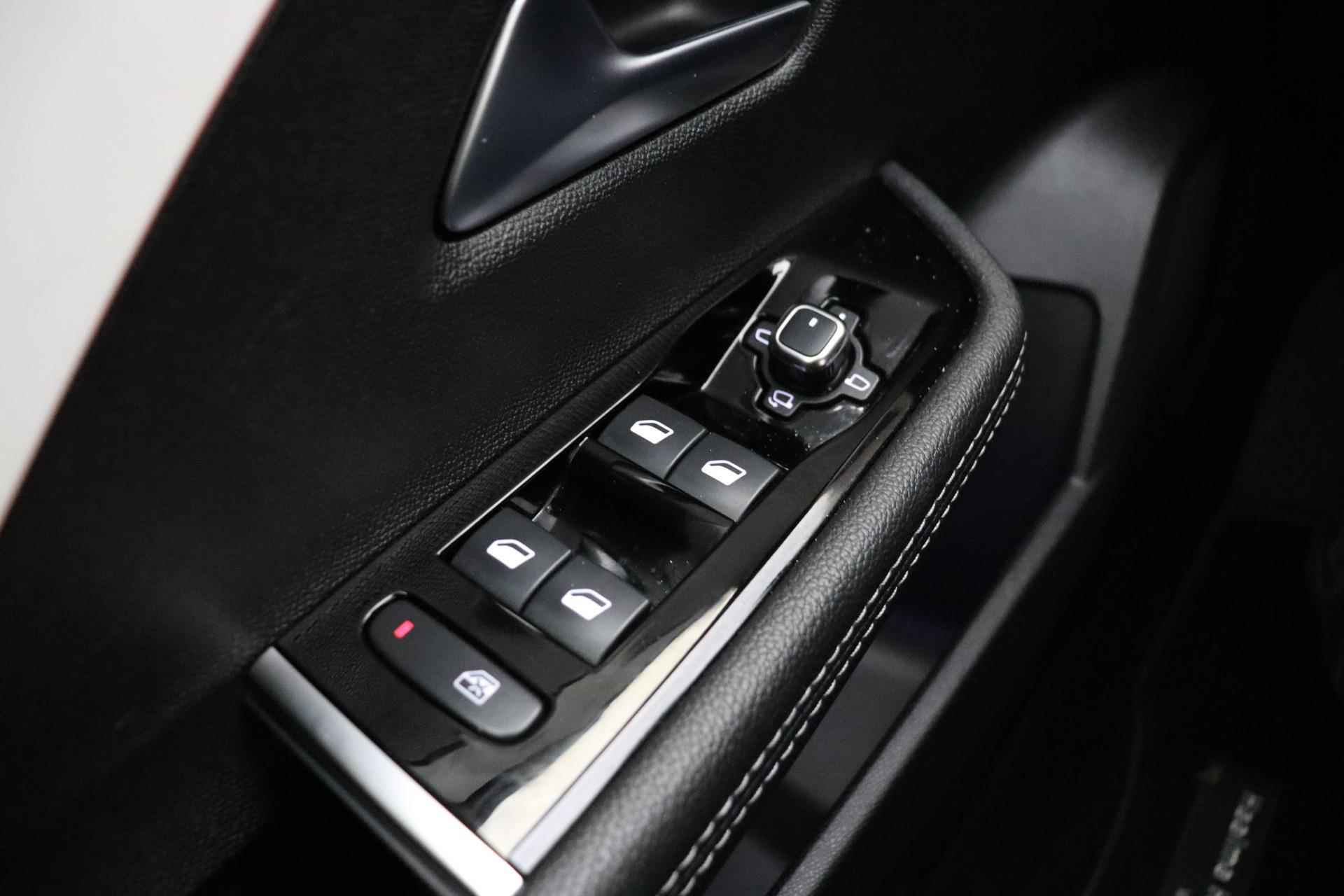 Opel Astra 1.2 GS Line 130 PK Automaat | Navigatie | Camera | DAB Radio | Getint glas | Lichtmetalen velgen | Bluetooth - 20/39