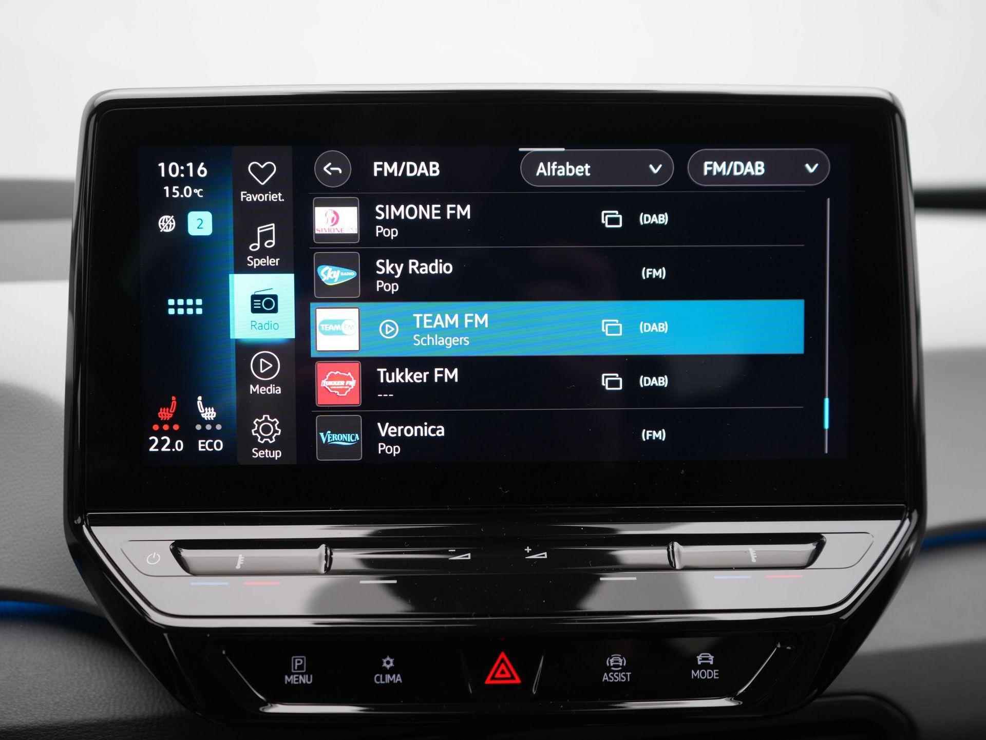 Volkswagen ID.3 First Max 58 kWh / Panodak / Elek. Stoelen / IQ-Light - 22/63