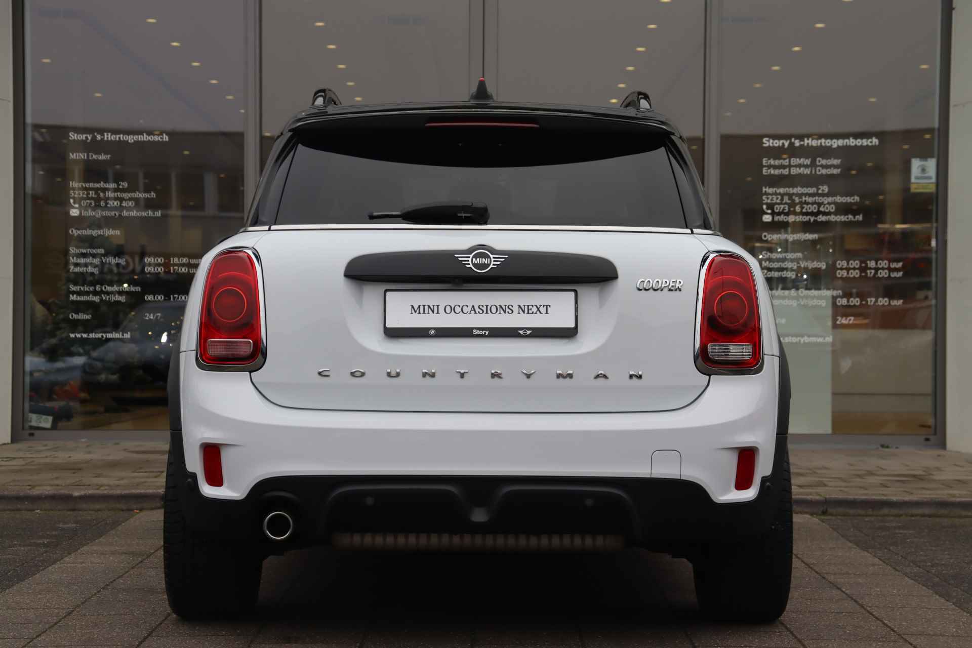 MINI Countryman Cooper Automaat / JCW Trim Pakket / Panoramadak / Achteruitrijcamera / Comfort Access / LED / Head-Up / Stoelverwarming / Park Assistant - 9/35