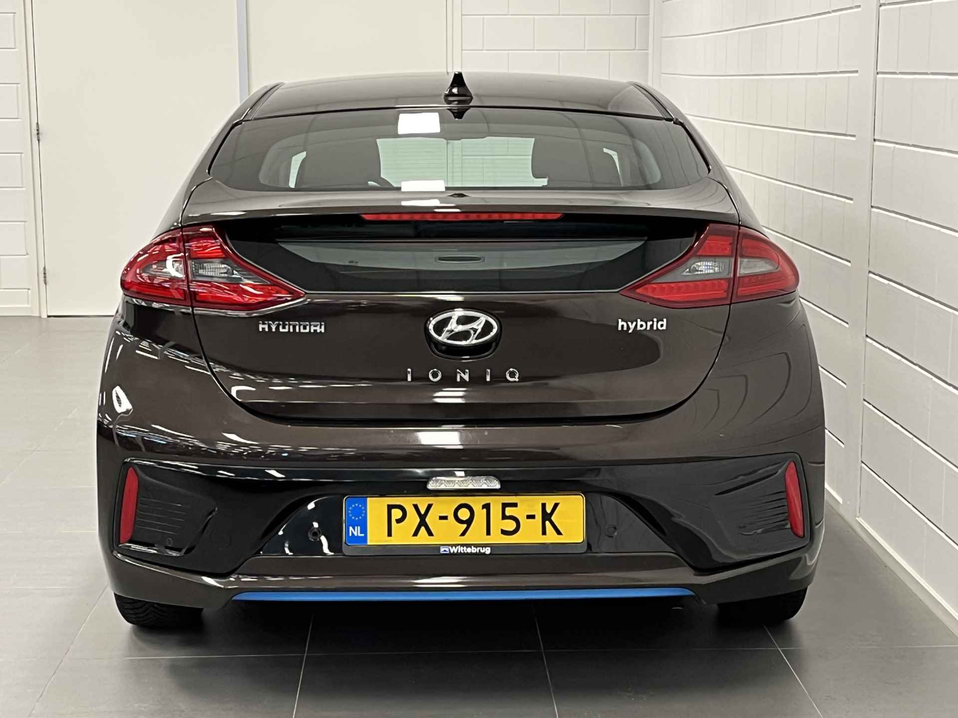 Hyundai IONIQ 1.6 GDi Comfort NAVIGATIE | CRUISE CONTROL | CLIMATE CONTROL | ZUINIGE RUIME AUTO! - 39/41