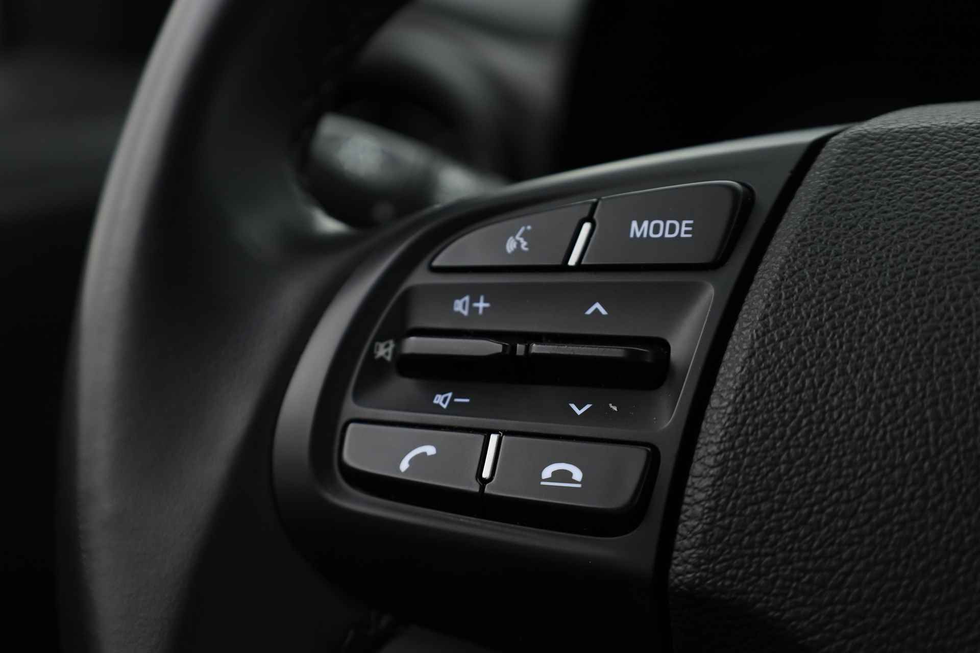 Hyundai i10 1.0 Comfort | Apple CarPlay | Cruise | DAB | - 9/26