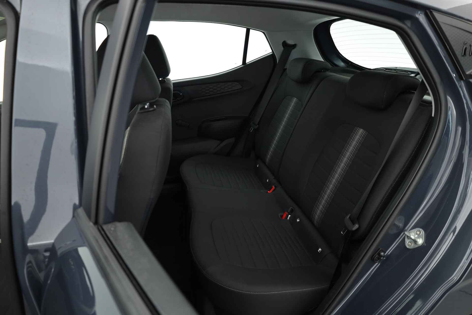 Hyundai i10 1.0 Comfort | Apple CarPlay | Cruise | DAB | - 17/26