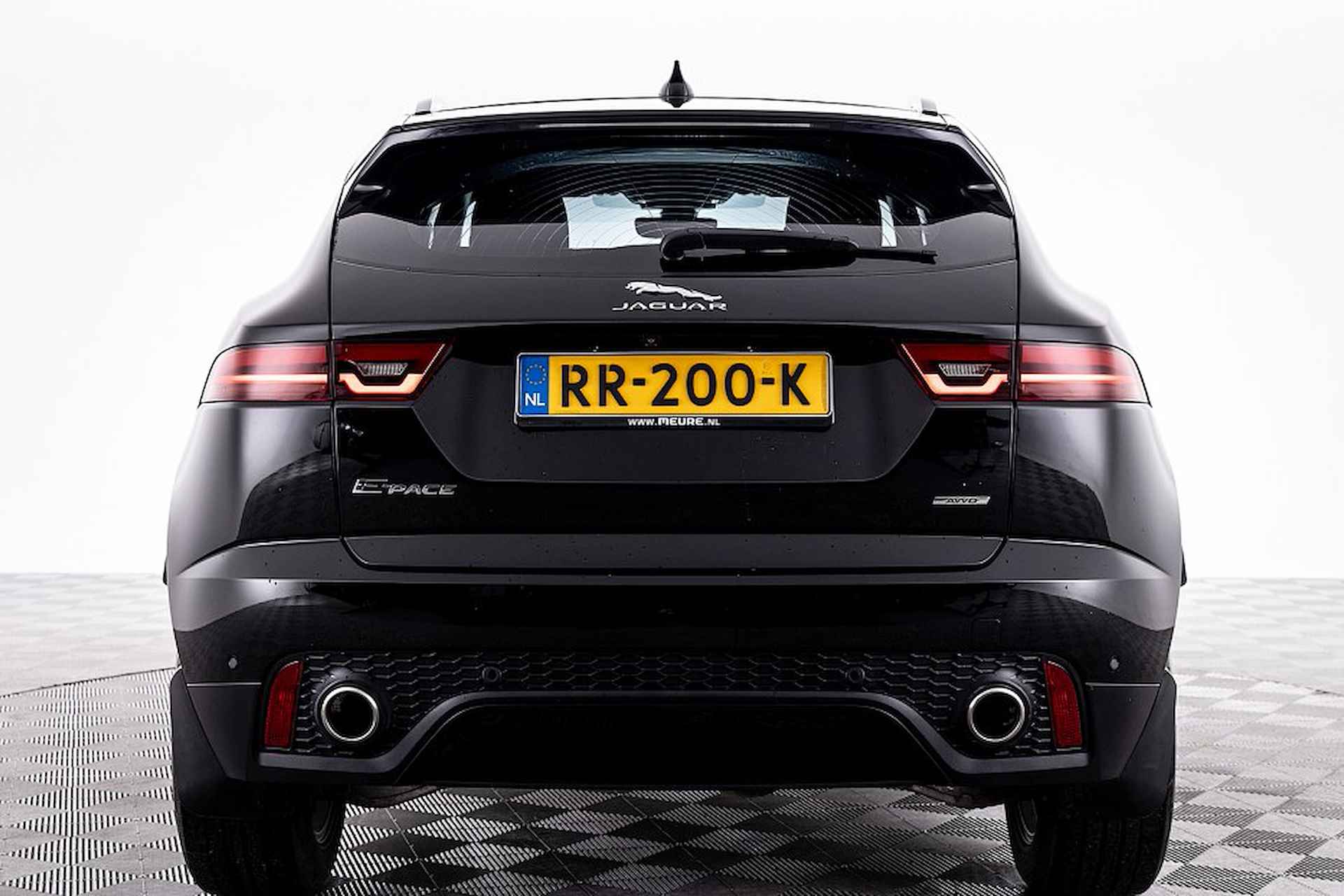 Jaguar E-Pace 2.0 P250 AWD HSE | PANORAMADAK | LEDER . - 31/38