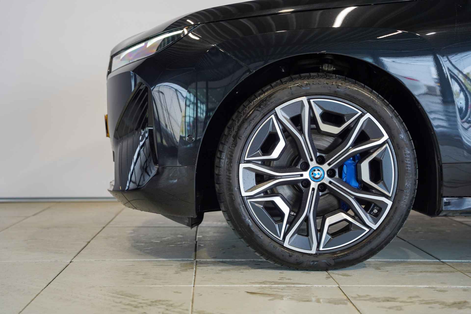 BMW iX xDrive40 High Executive Sportpakket - 6/30