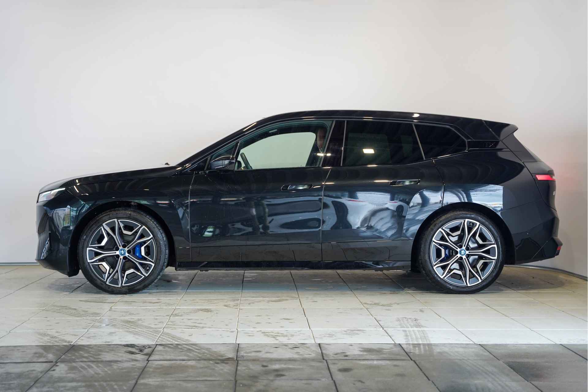 BMW iX xDrive40 High Executive Sportpakket - 4/30