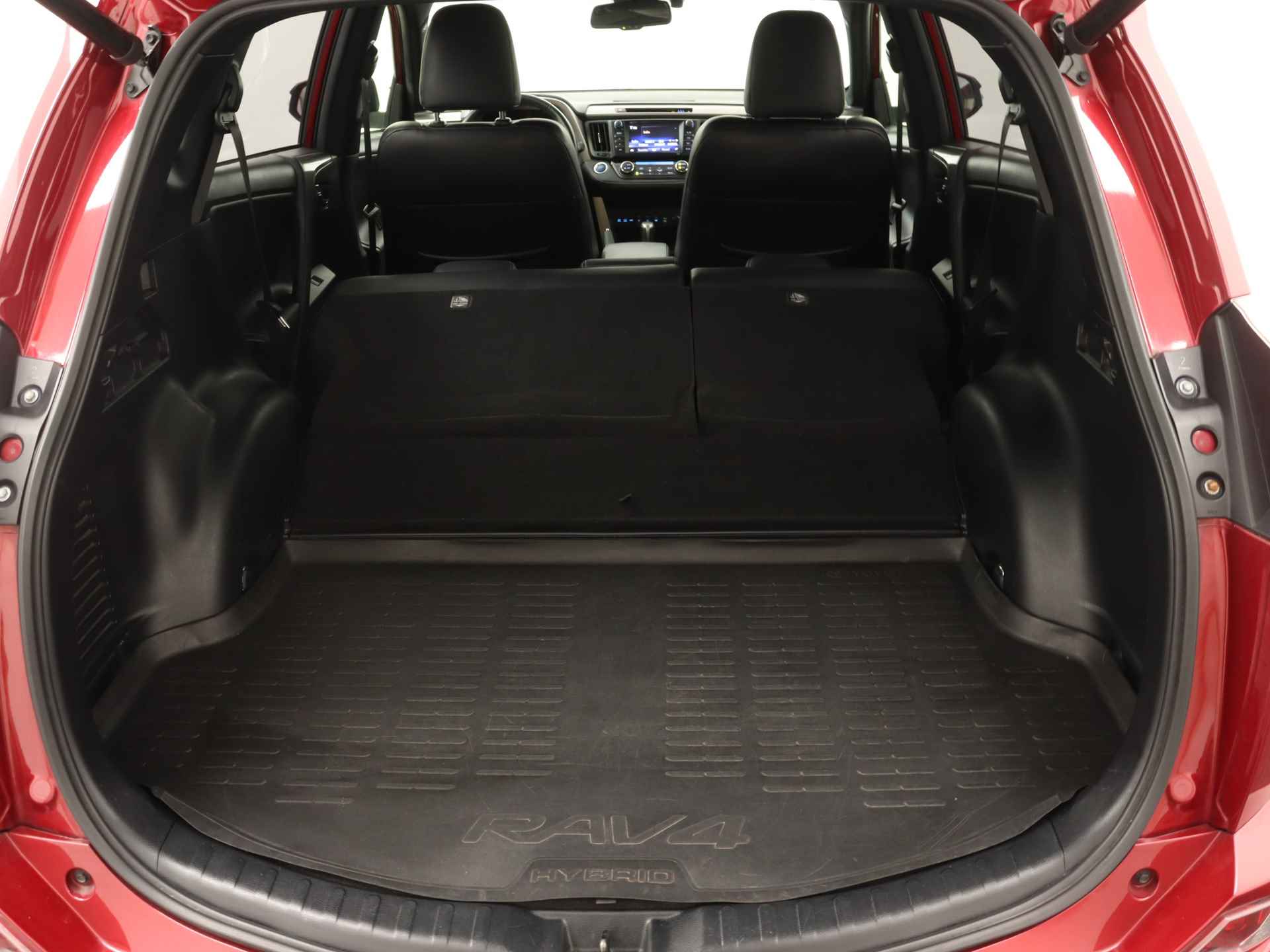 Toyota RAV4 2.5 Hybrid AWD Style Limited | Parkeersensoren | Camera | LM velgen | Climate Control | Trekhaak | Stoelverwarming | - 38/46