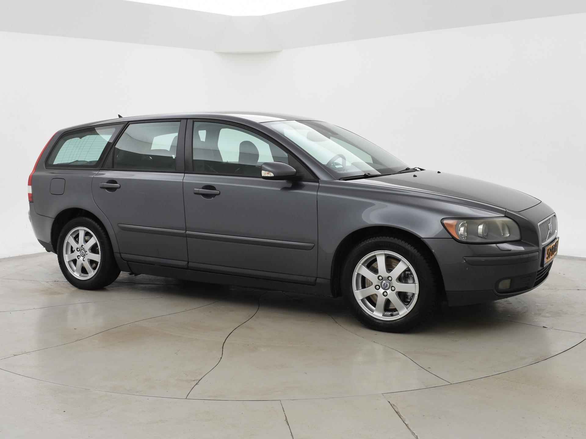 Volvo V50 2.5 T5 AWD 220 PK AUT. SUMMUM + LEDER / STOELVERWARMING - 12/21