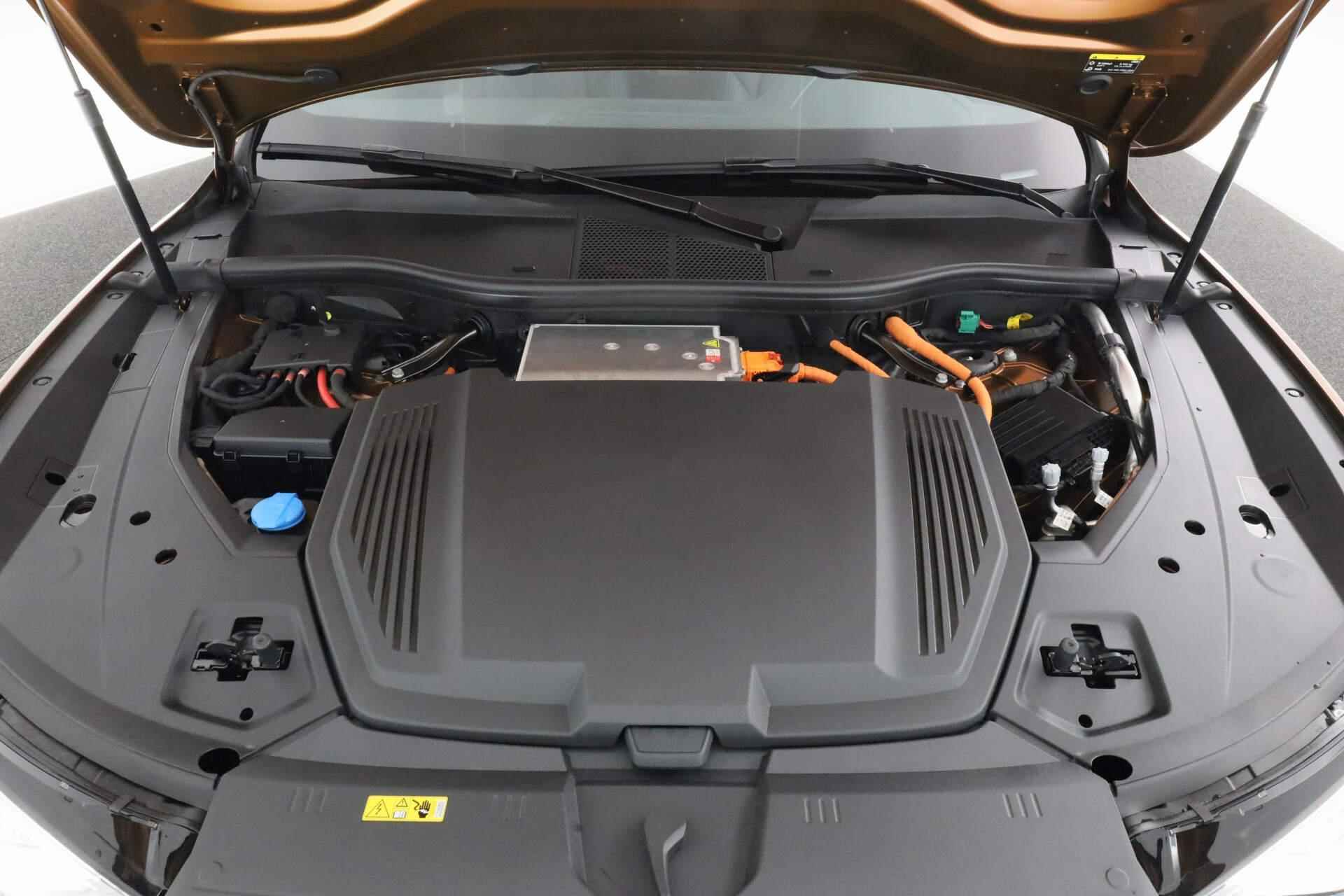 Audi e-tron 55 408PK quattro S Edition | Pano | 360 Camera | B&O | ACC - 49/50