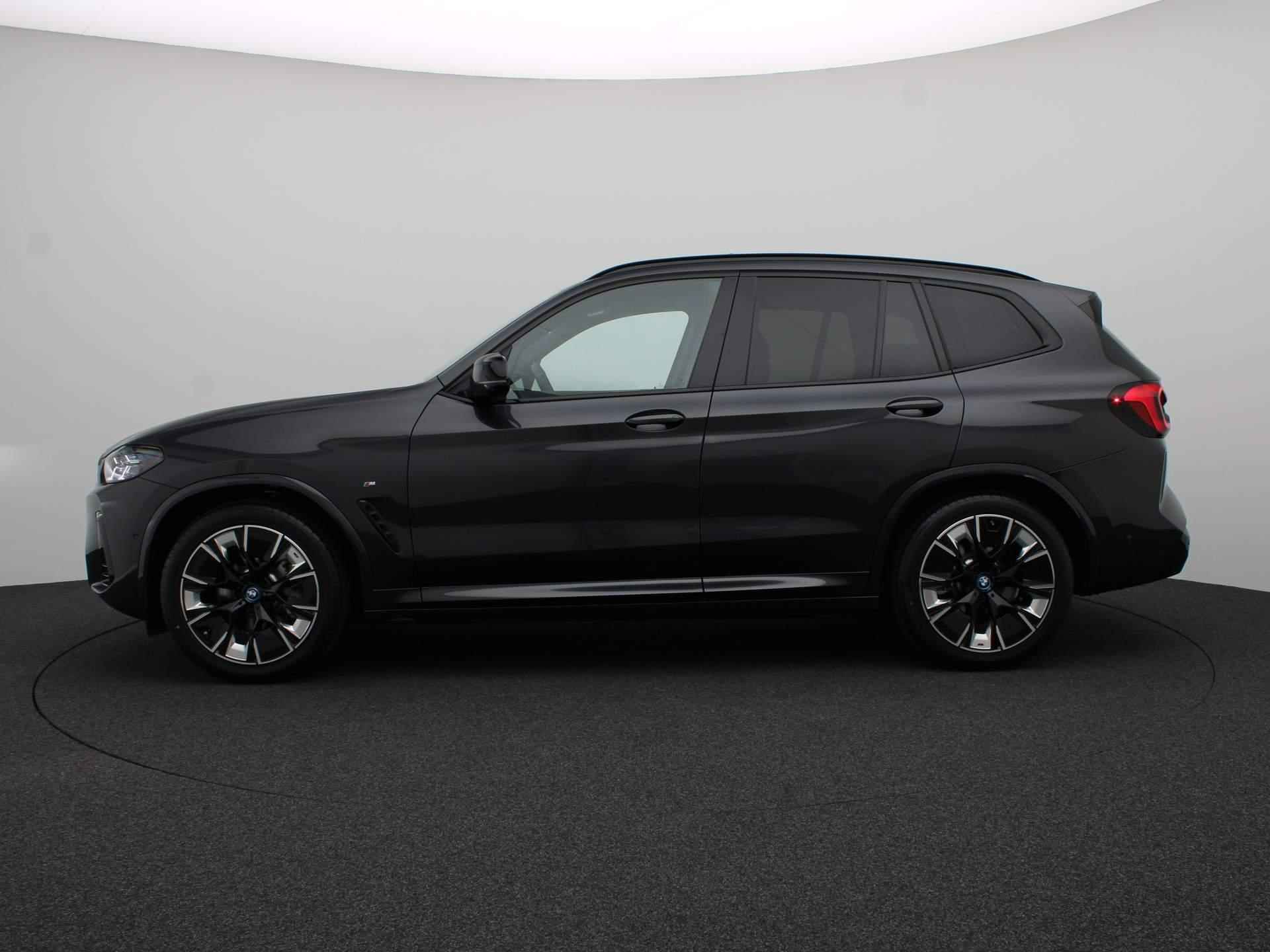 BMW iX3 | High Executive Edition | Parking Pack | Safety Pack | Shadow Line Pack - 4/26