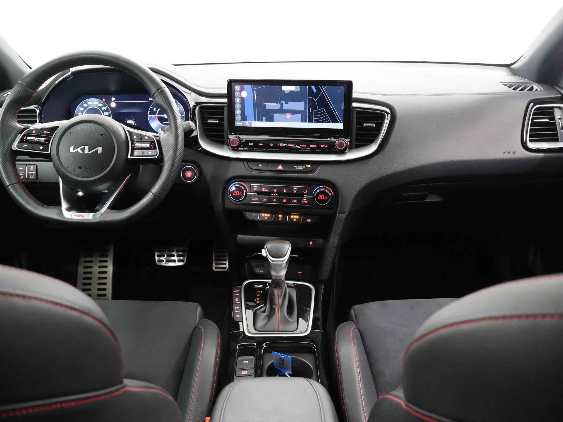 Kia ProCeed 1.6 T-GDi GT | Panoramadak | JBL Audio | Elektrisch verstelb. bestuurdersstoel met geheugen | Stoel/Stuurwielverwarming - 9/48