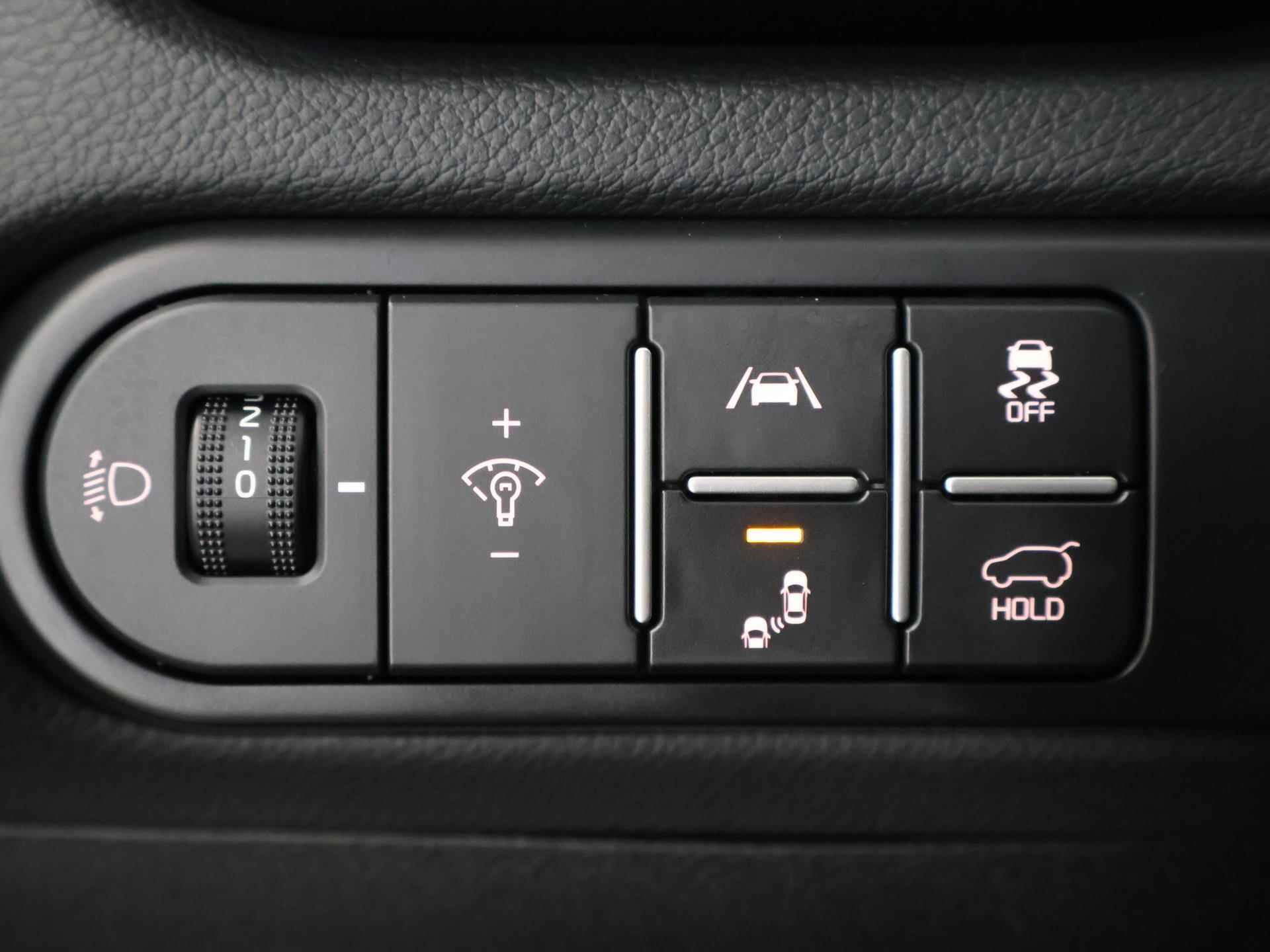 Kia ProCeed 1.6 T-GDi GT | Panoramadak | JBL Audio | Elektrisch verstelb. bestuurdersstoel met geheugen | Stoel/Stuurwielverwarming - 36/48