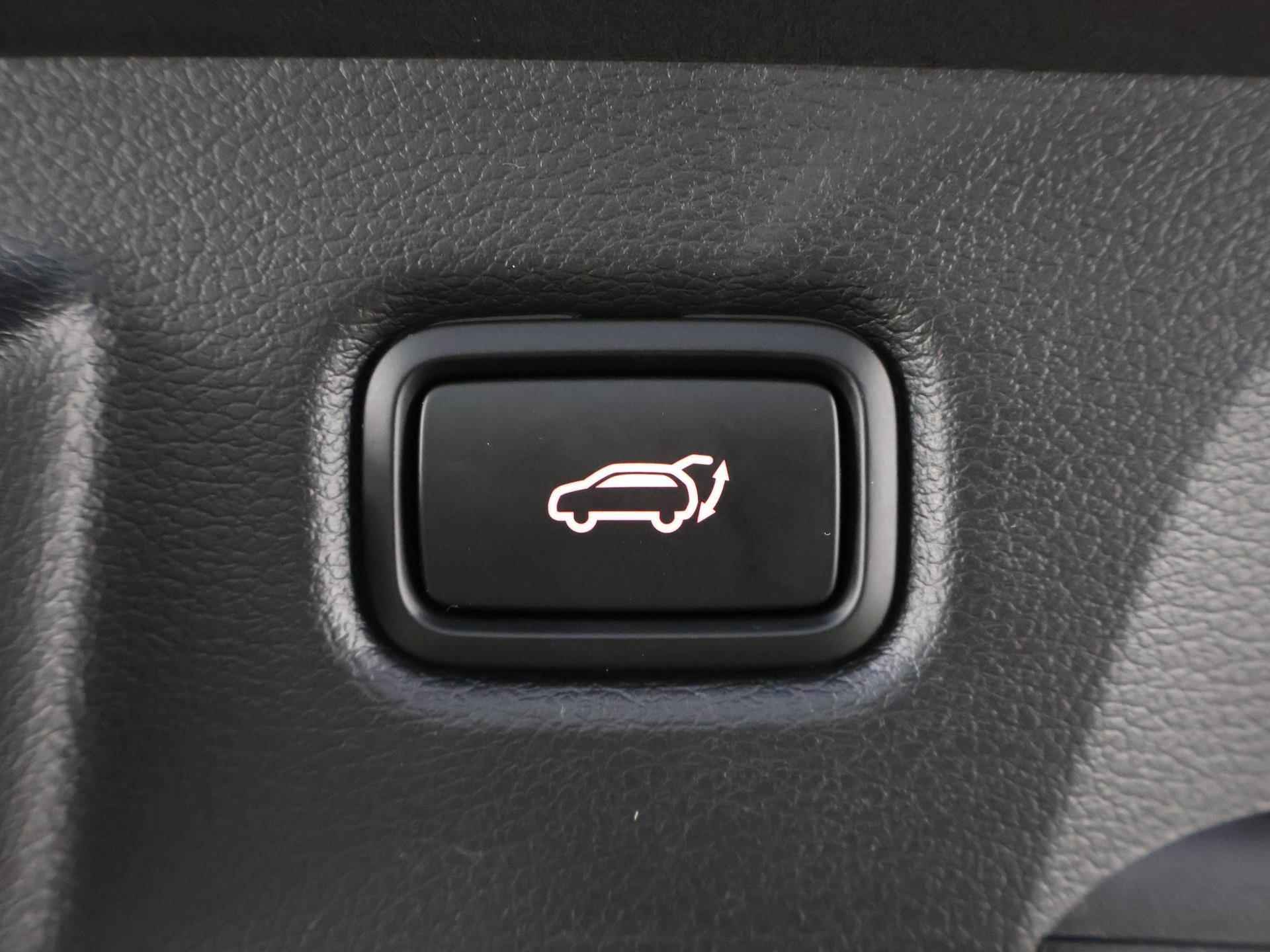 Kia ProCeed 1.6 T-GDi GT | Panoramadak | JBL Audio | Elektrisch verstelb. bestuurdersstoel met geheugen | Stoel/Stuurwielverwarming - 45/48