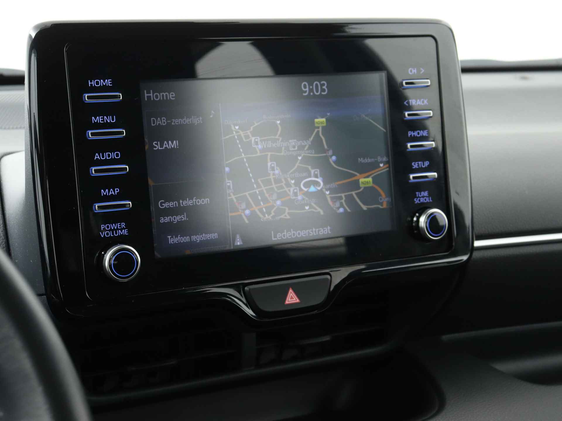 Toyota Yaris 1.5 Hybrid Dynamic | Navigatie | Stoelverwarming | 16 inch LM Velgen | - 10/43