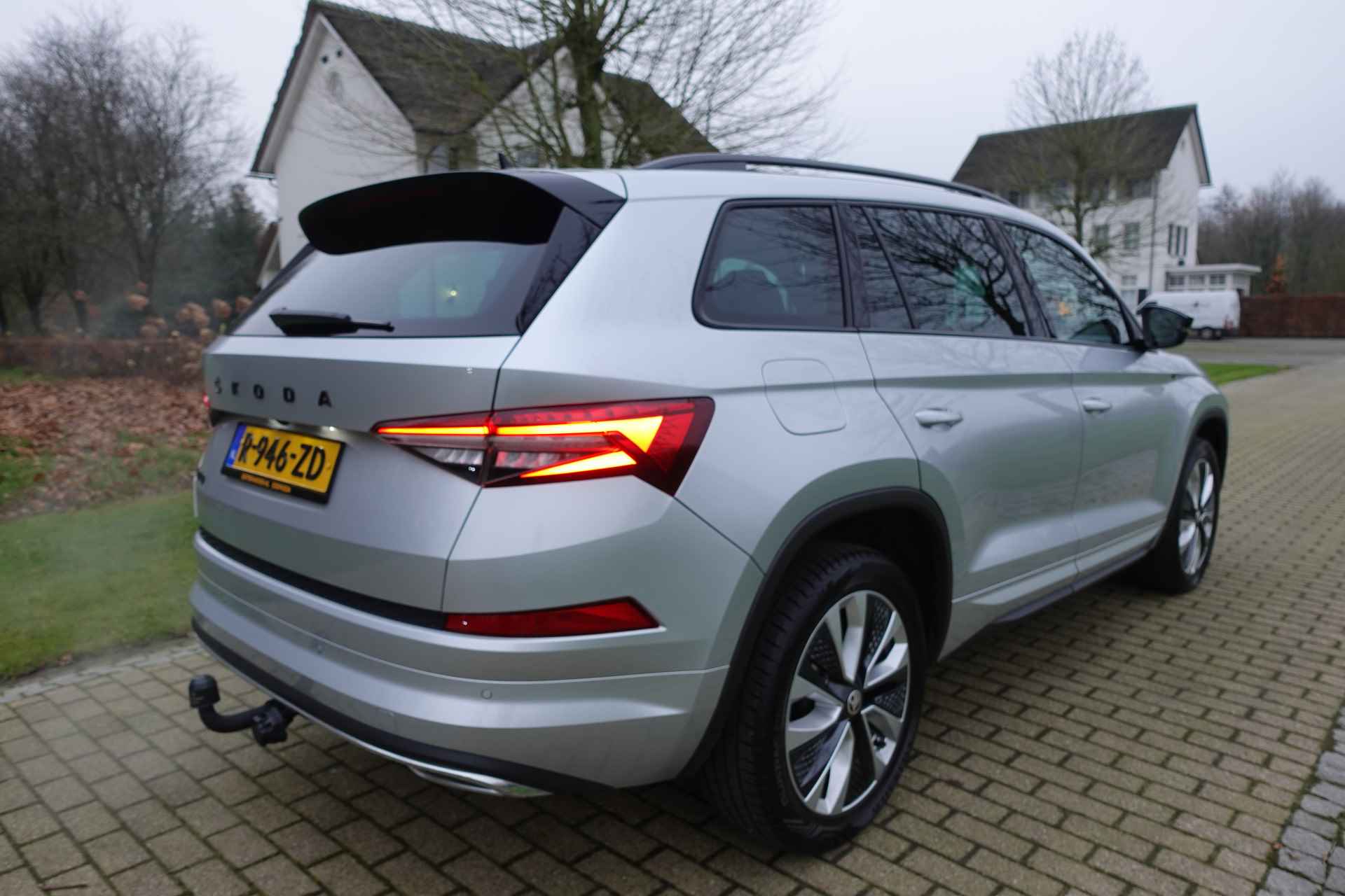 Škoda Kodiaq 1.5 TSI Sportline Business,Winterpakket,Trekhaak,Camera - 7/55