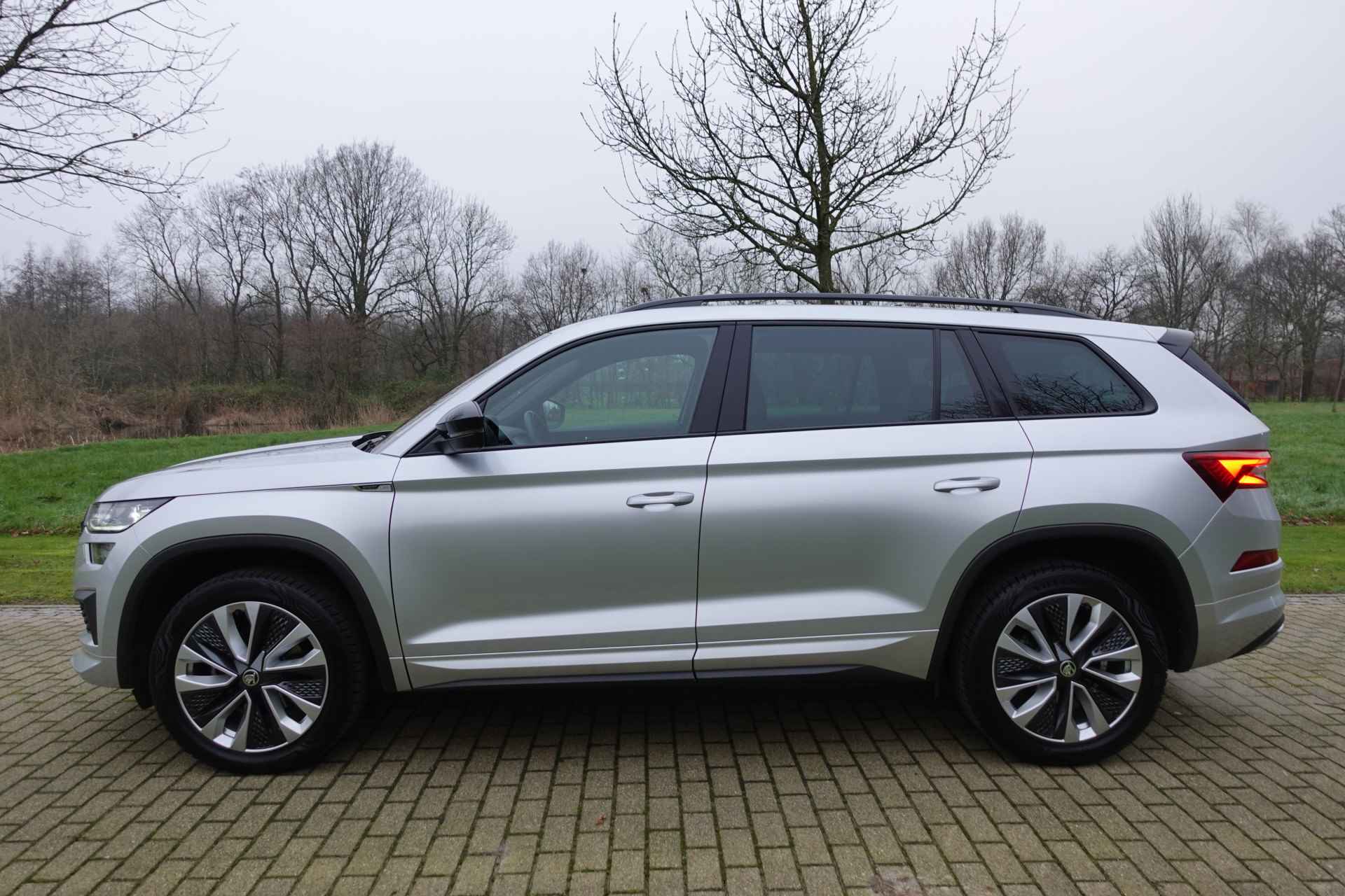 Škoda Kodiaq 1.5 TSI Sportline Business,Winterpakket,Trekhaak,Camera - 10/55