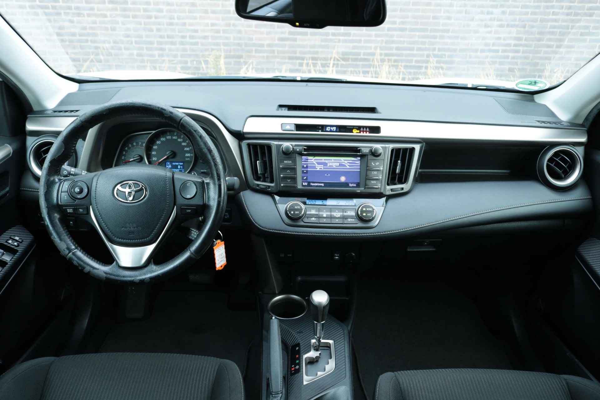 Toyota RAV4 2.0 Dynamic 4WD, Trekhaak, Navi, 1500KG Trekkracht , NL Auto - 13/38