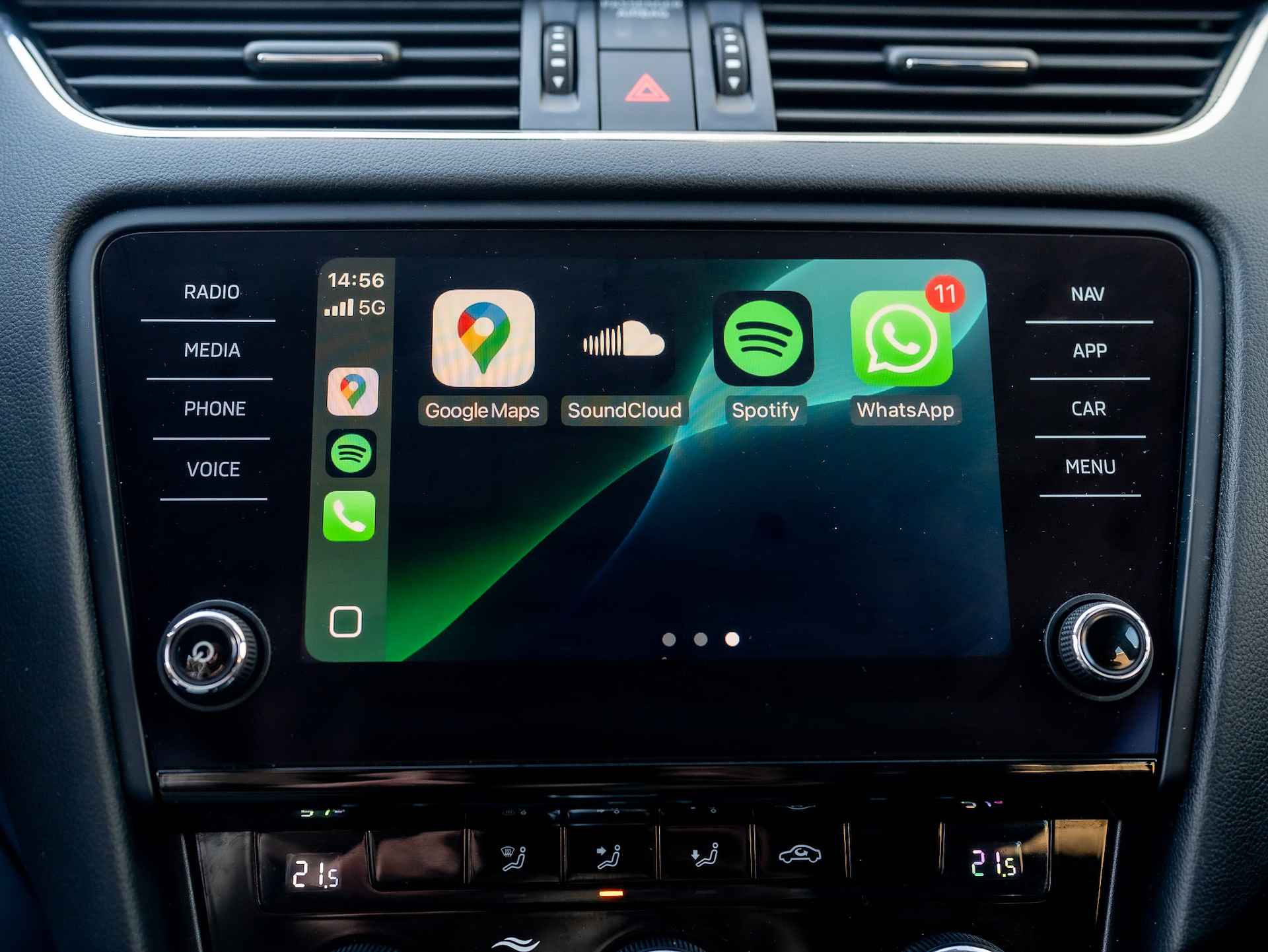 Škoda Octavia Combi 1.0 TSI DSG Greentech Ambition | Parkeersensoren V&A | Apple Carplay | Navi | Prijs Rijklaar!! - 11/40