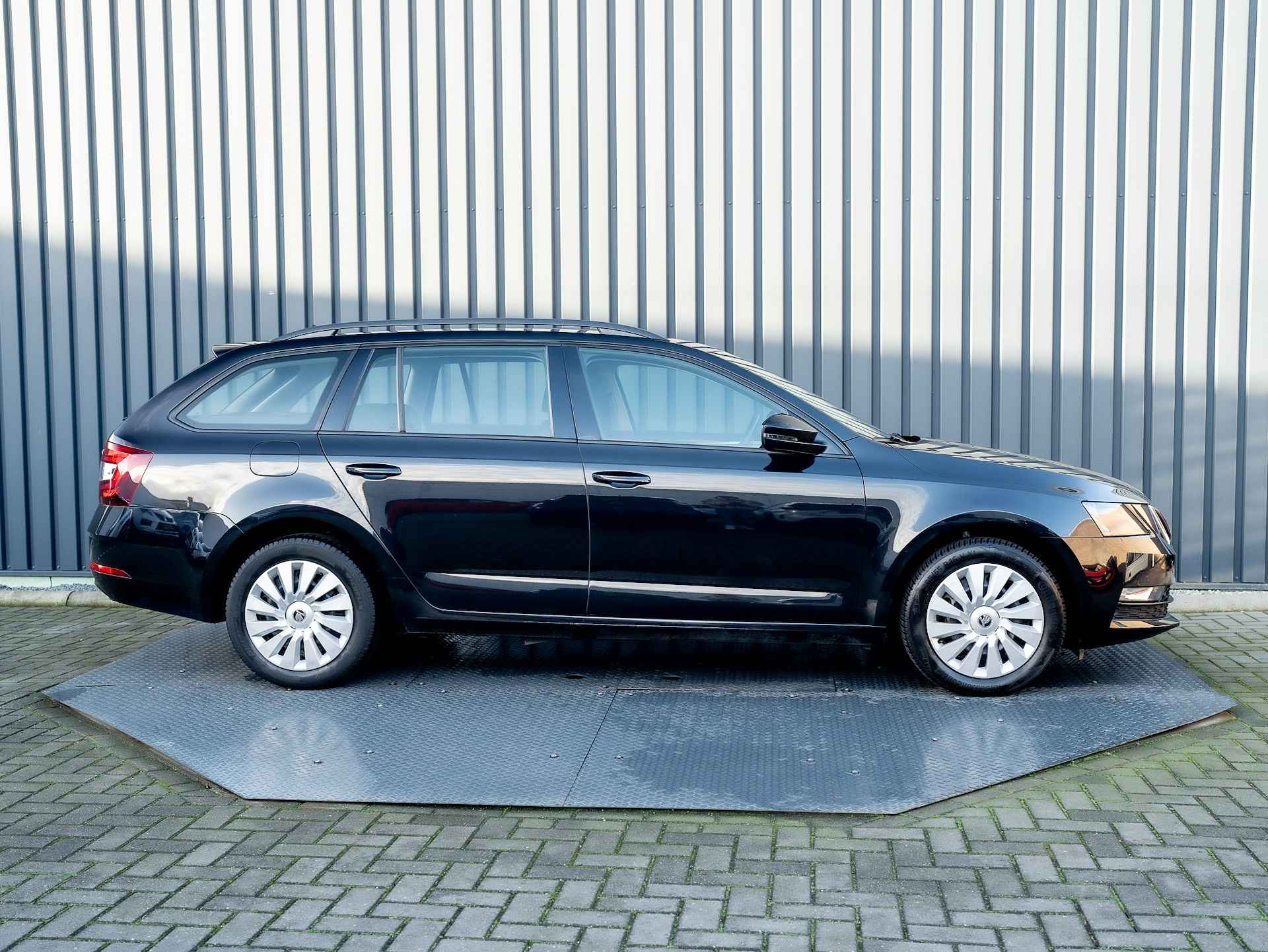 Škoda Octavia Combi 1.0 TSI DSG Greentech Ambition | Parkeersensoren V&A | Apple Carplay | Navi | Prijs Rijklaar!! - 21/40