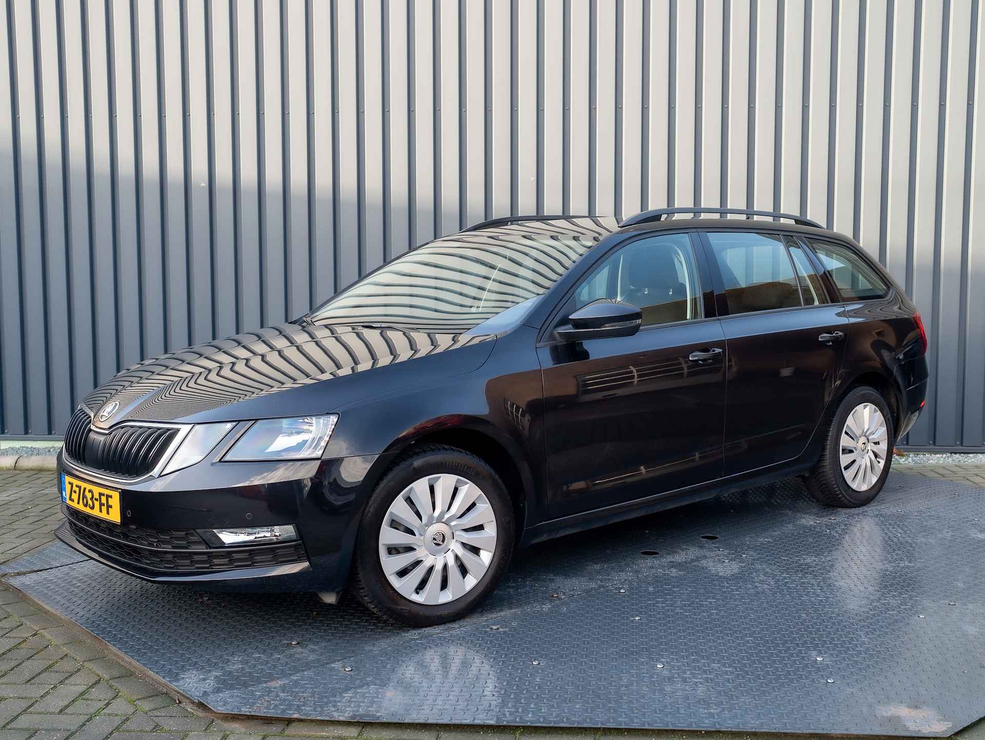 Škoda Octavia Combi 1.0 TSI DSG Greentech Ambition | Parkeersensoren V&A | Apple Carplay | Navi | Prijs Rijklaar!! - 39/40