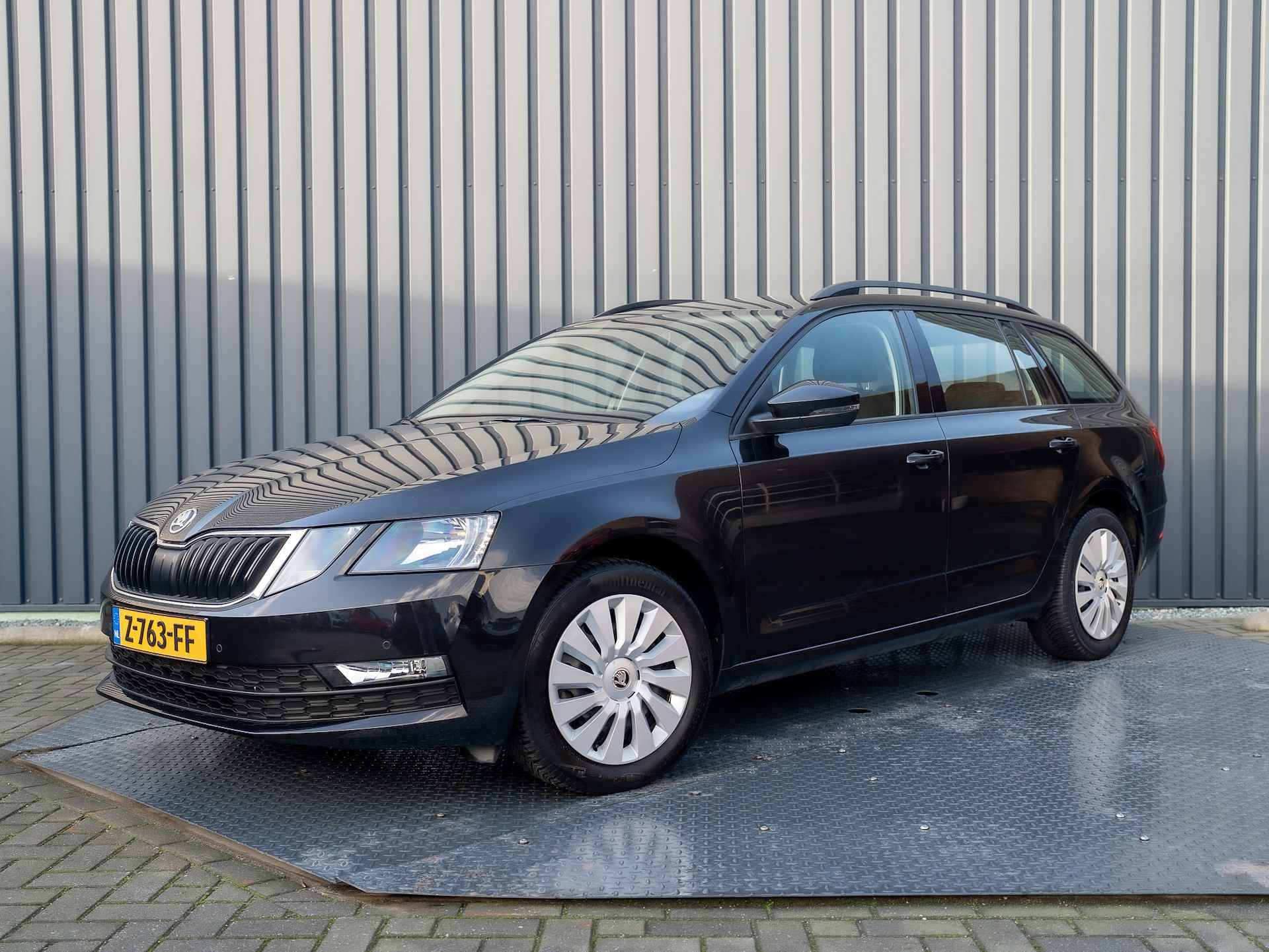 Škoda Octavia Combi 1.0 TSI DSG Greentech Ambition | Parkeersensoren V&A | Apple Carplay | Navi | Prijs Rijklaar!! - 40/40