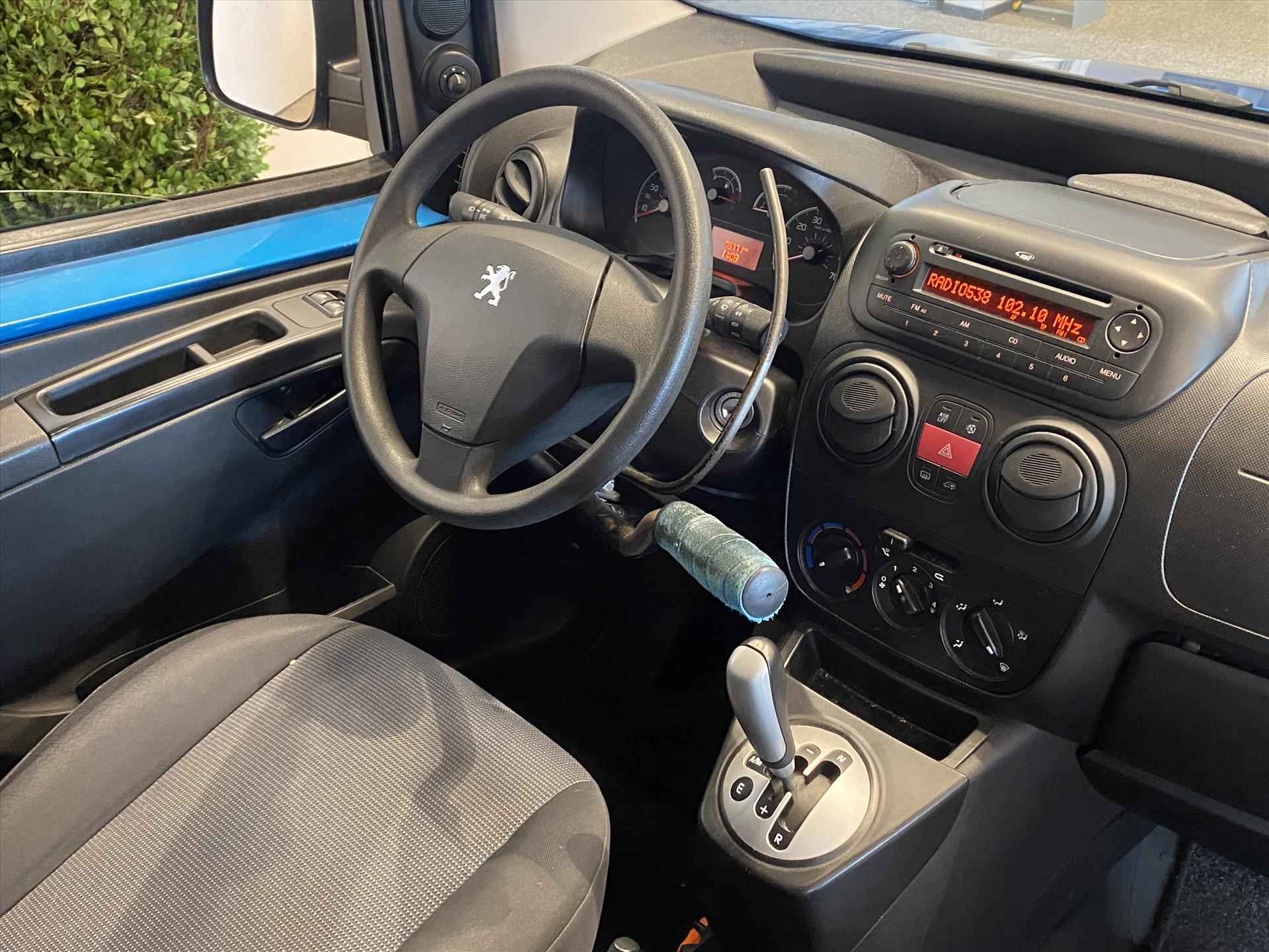 Peugeot Bipper Automaat (kofferbaklift & handbediening) - 13/29