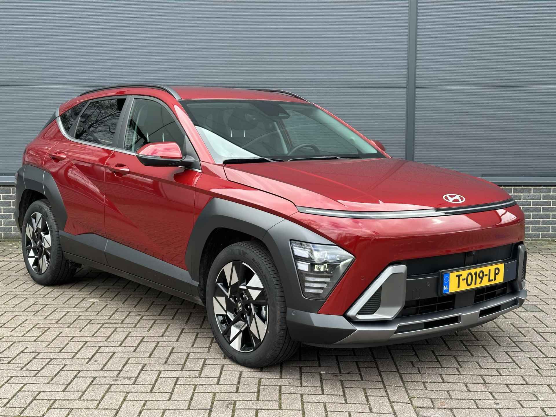 Hyundai Kona 1.6 GDI HEV Premium luxe uitvoering / leder / navigatie / stoelverwarming en verkoeling / carplay / 5 jaar garantie - 3/43