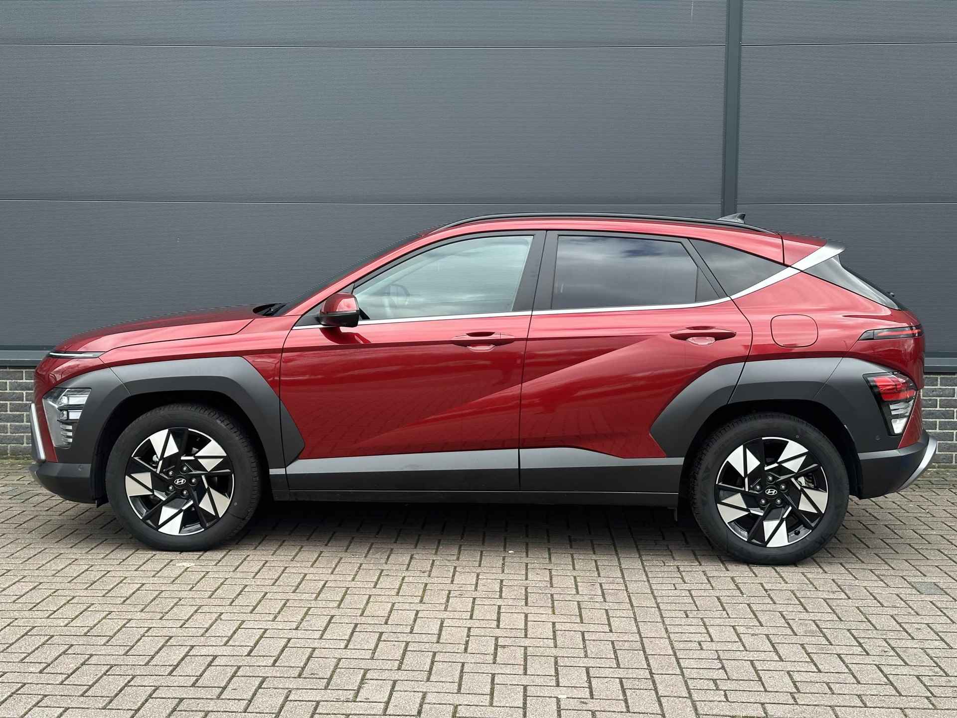 Hyundai Kona 1.6 GDI HEV Premium luxe uitvoering / leder / navigatie / stoelverwarming en verkoeling / carplay / 5 jaar garantie - 8/43