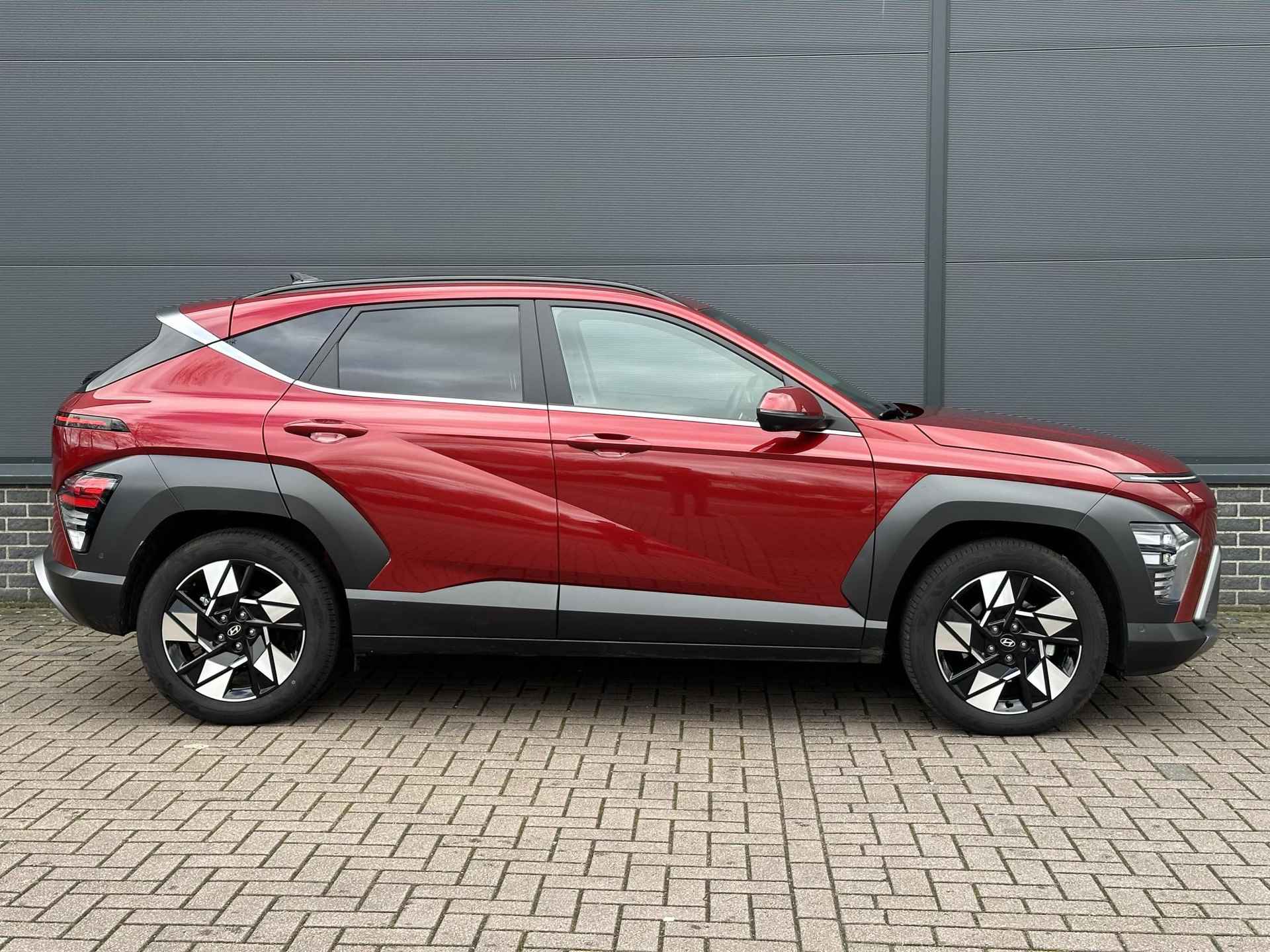 Hyundai Kona 1.6 GDI HEV Premium luxe uitvoering / leder / navigatie / stoelverwarming en verkoeling / carplay / 5 jaar garantie - 15/43