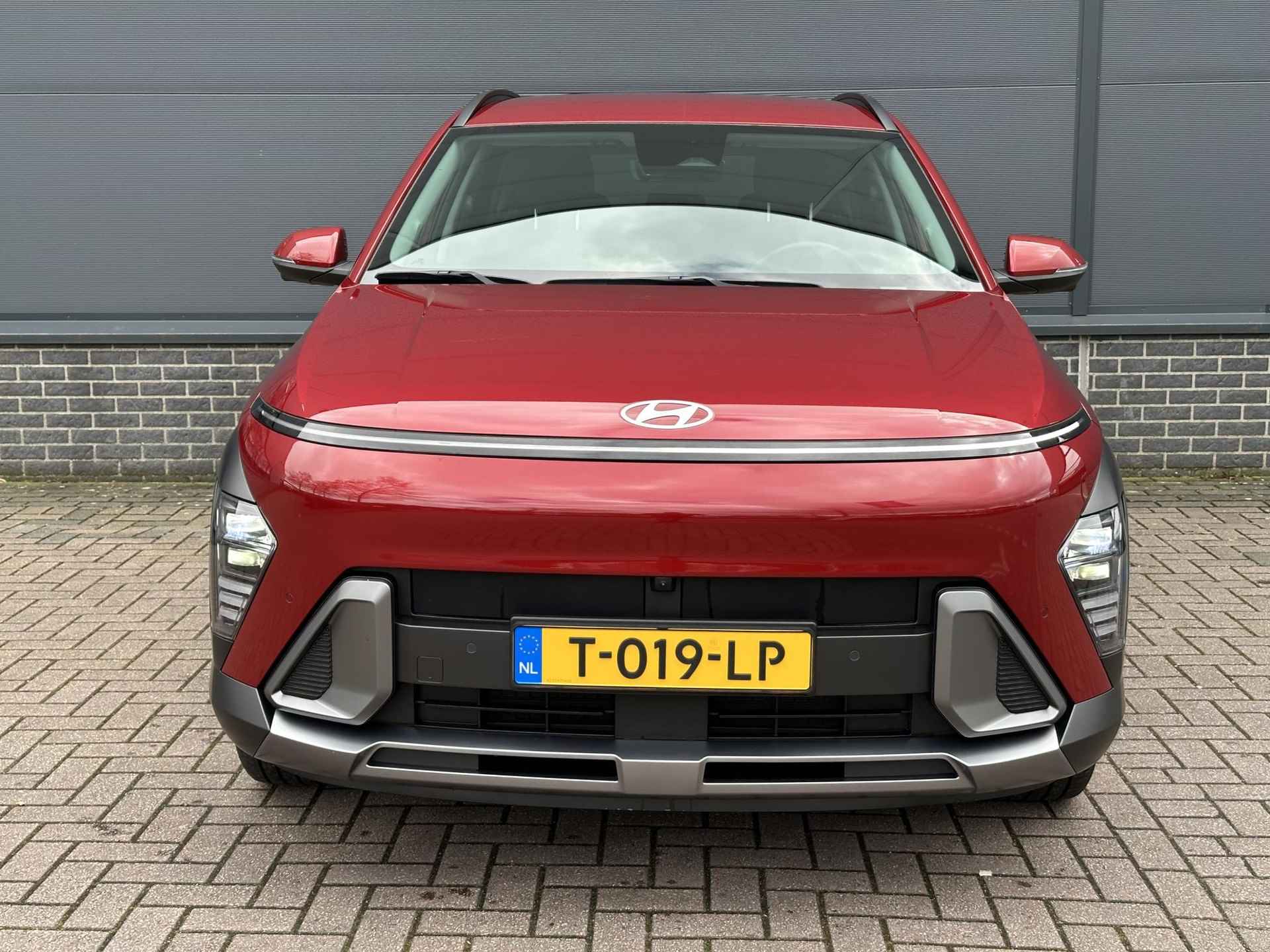 Hyundai Kona 1.6 GDI HEV Premium luxe uitvoering / leder / navigatie / stoelverwarming en verkoeling / carplay / 5 jaar garantie - 17/43