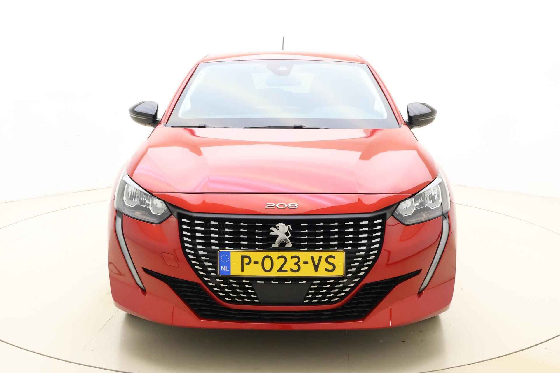 Peugeot 208 1.2 PureTech Allure Pack 100 PK | Automaat | Cruise Control | Climate Control | Navigatie | Camera | Start/stop | 1e eigenaar | BTW auto - 7/31