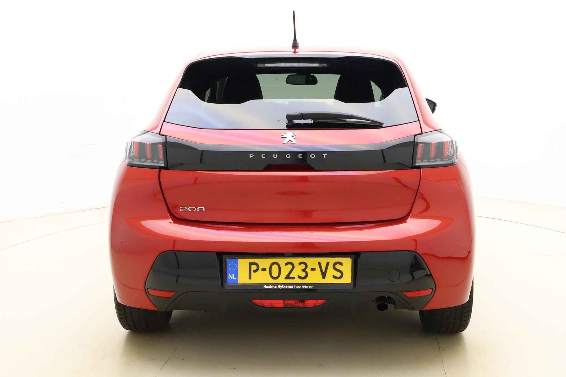 Peugeot 208 1.2 PureTech Allure Pack 100 PK | Automaat | Cruise Control | Climate Control | Navigatie | Camera | Start/stop | 1e eigenaar | BTW auto - 12/31