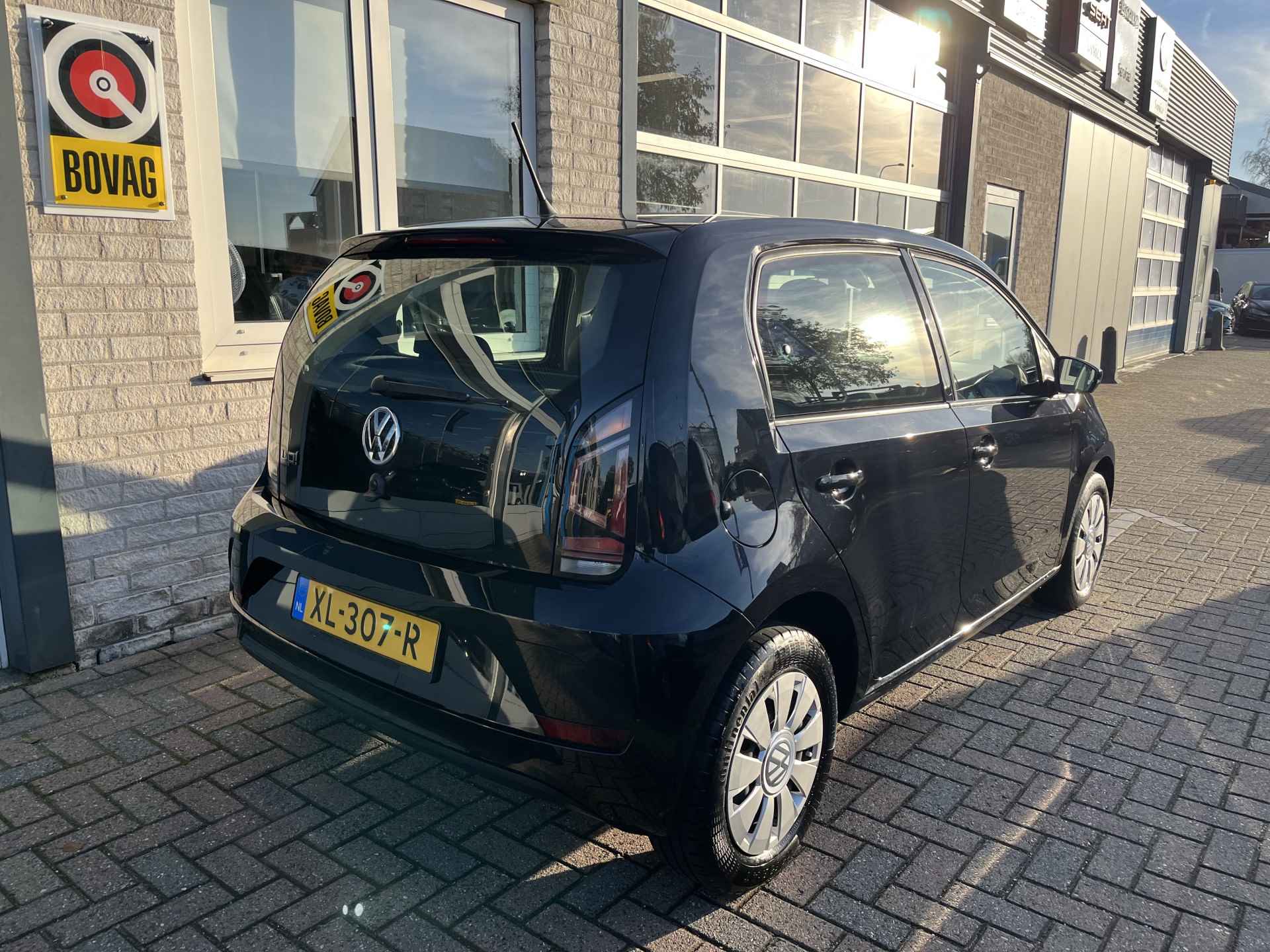 Volkswagen up! 1.0 BMT move up! / ZEER ZUINIG/ BLUETOOTH/ AIRCO/ DAB/ - 27/31