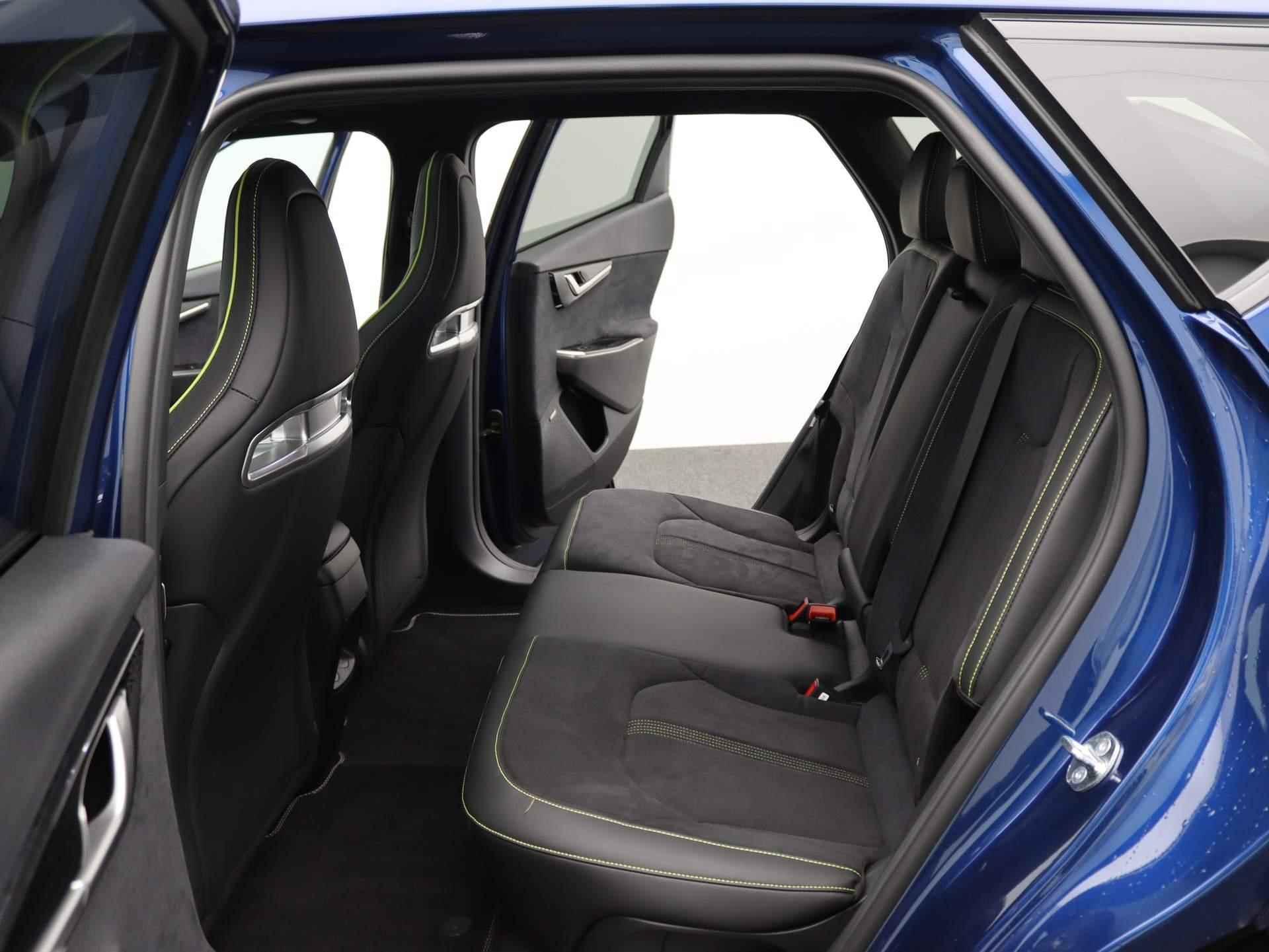 Kia EV6 GT AWD 77.4 kWh Performance DEMO | 585PK | Sportstoelen | 360* Camera | Navigatie | Clima - 40/48