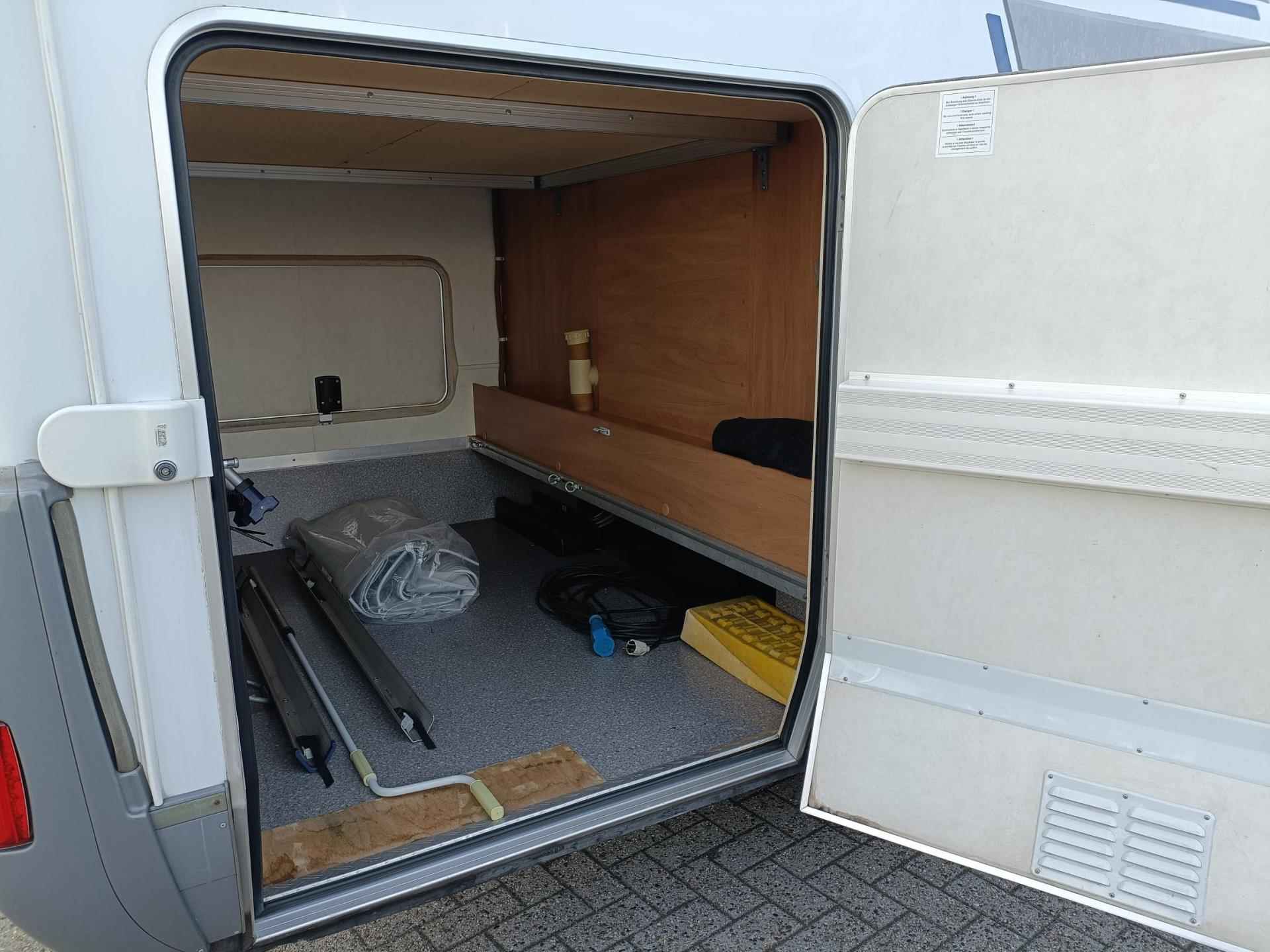 Hymer B 644 2.8 JTD Integraal | 6 SLAAPPLAATSEN | AIRCO | - 8/79