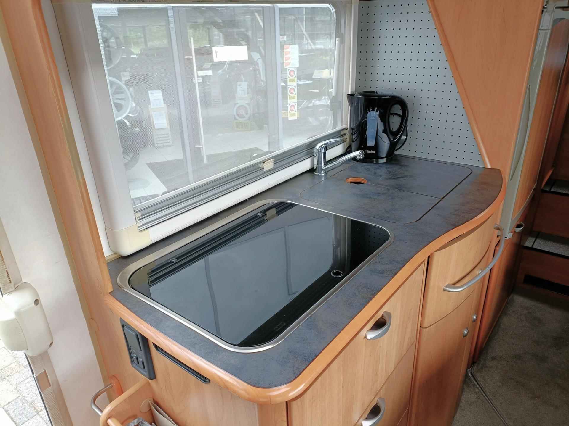 Hymer B 644 2.8 JTD Integraal | 6 SLAAPPLAATSEN | AIRCO | - 32/79