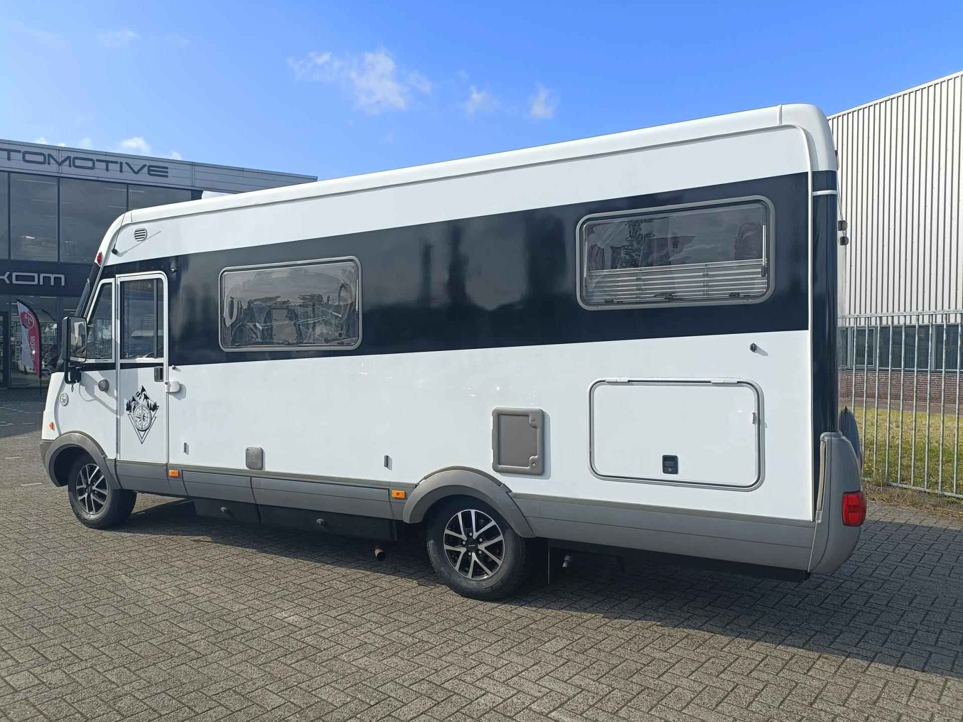 Hymer B 644 2.8 JTD Integraal | 6 SLAAPPLAATSEN | AIRCO | - 66/79