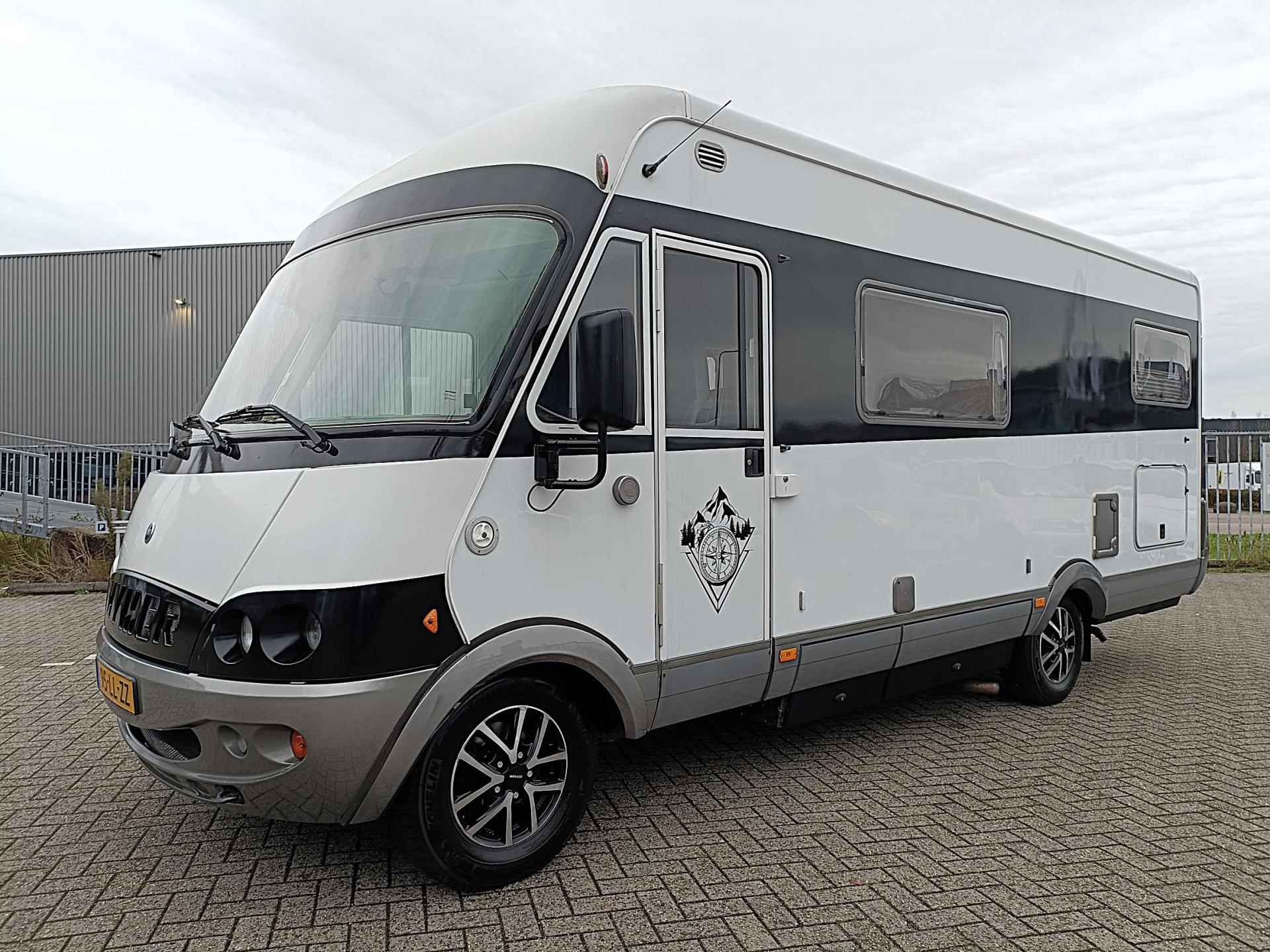 Hymer B 644 2.8 JTD Integraal | 6 SLAAPPLAATSEN | AIRCO | - 49/83