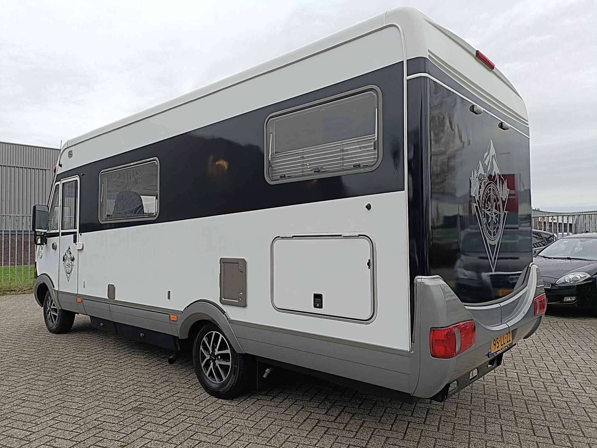 Hymer B 644 2.8 JTD Integraal | 6 SLAAPPLAATSEN | AIRCO | - 70/83